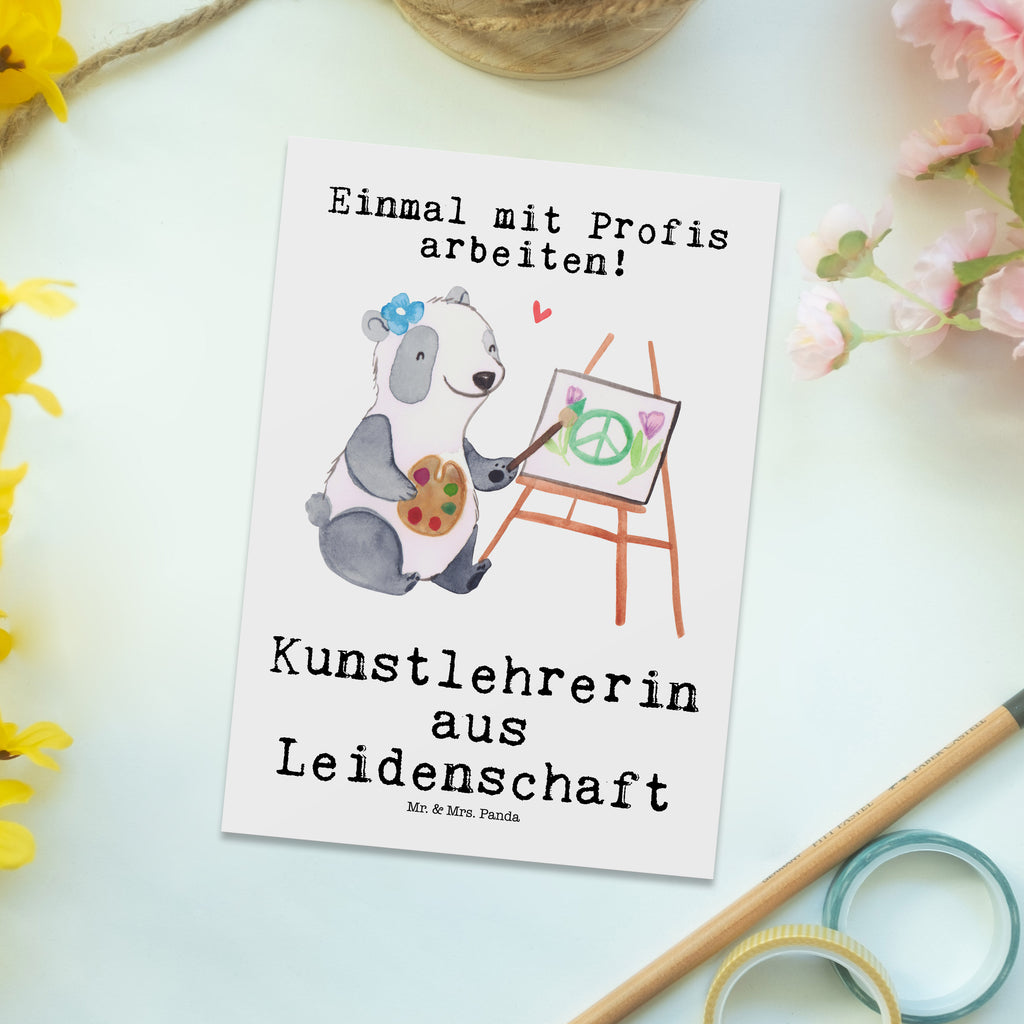 Postkarte Kunstlehrerin aus Leidenschaft Postkarte, Karte, Geschenkkarte, Grußkarte, Einladung, Ansichtskarte, Geburtstagskarte, Einladungskarte, Dankeskarte, Ansichtskarten, Einladung Geburtstag, Einladungskarten Geburtstag, Beruf, Ausbildung, Jubiläum, Abschied, Rente, Kollege, Kollegin, Geschenk, Schenken, Arbeitskollege, Mitarbeiter, Firma, Danke, Dankeschön, Kunstlehrerin, Kunstunterricht, Kunstschule