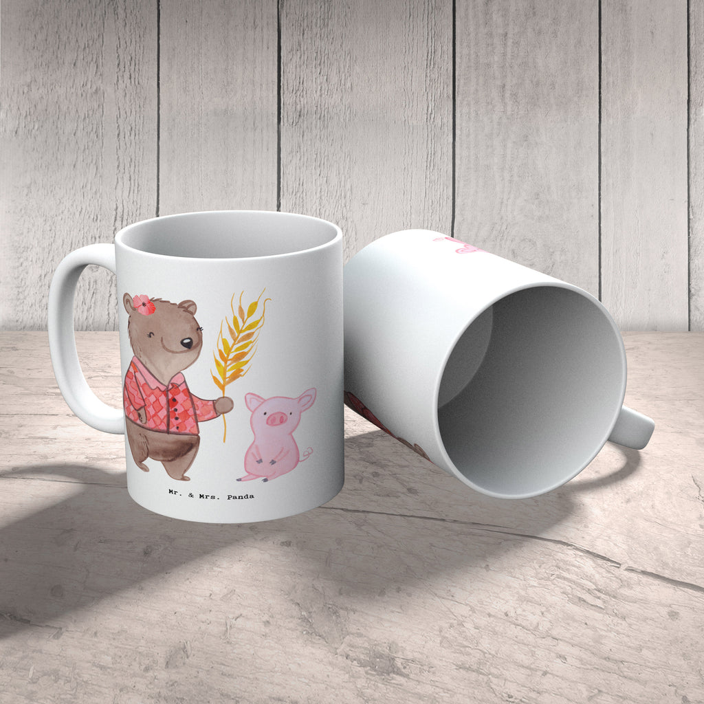 Tasse Bäuerin mit Herz Tasse, Kaffeetasse, Teetasse, Becher, Kaffeebecher, Teebecher, Keramiktasse, Porzellantasse, Büro Tasse, Geschenk Tasse, Tasse Sprüche, Tasse Motive, Kaffeetassen, Tasse bedrucken, Designer Tasse, Cappuccino Tassen, Schöne Teetassen, Beruf, Ausbildung, Jubiläum, Abschied, Rente, Kollege, Kollegin, Geschenk, Schenken, Arbeitskollege, Mitarbeiter, Firma, Danke, Dankeschön, Landwirtin, Bäuerin, Tierwirtin, Agronomin, Farmerin, Bauernhof