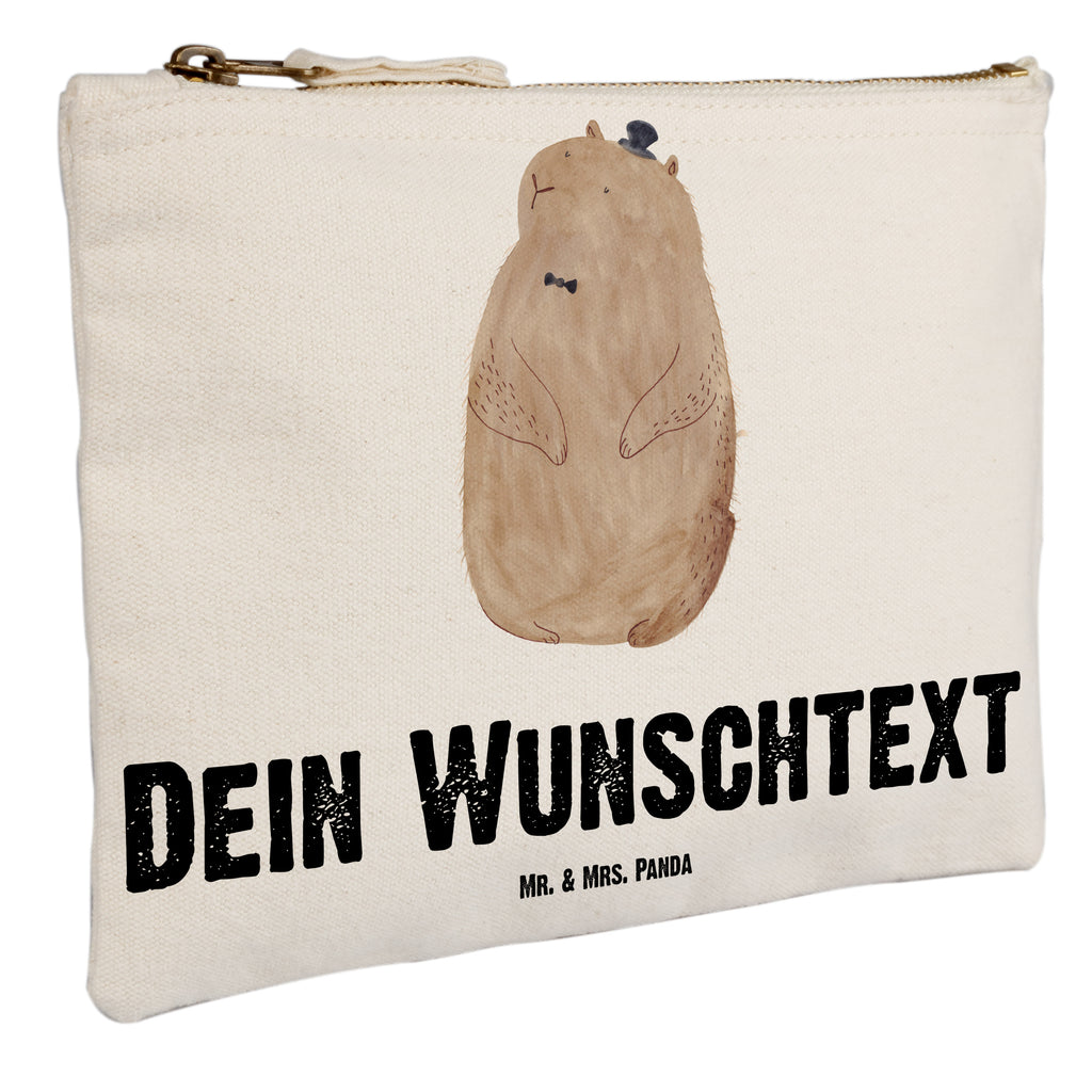 Personalisierte Schminktasche Murmeltier Personalisierte Schminktasche, Personalisierte Kosmetiktasche, Personalisierter Kosmetikbeutel, Personalisiertes Stiftemäppchen, Personalisiertes Etui, Personalisierte Federmappe, Personalisierte Makeup Bag, Personalisiertes Schminketui, Personalisiertes Kosmetiketui, Personalisiertes Schlamperetui, Schminktasche mit Namen, Kosmetiktasche mit Namen, Kosmetikbeutel mit Namen, Stiftemäppchen mit Namen, Etui mit Namen, Federmappe mit Namen, Makeup Bg mit Namen, Schminketui mit Namen, Kosmetiketui mit Namen, Schlamperetui mit Namen, Schminktasche personalisieren, Schminktasche bedrucken, Schminktasche selbst gestalten, Tiermotive, Gute Laune, lustige Sprüche, Tiere, Murmeltier, Knigge, Fröhlichkeit, Freundlichkeit, Respekt, Anstand