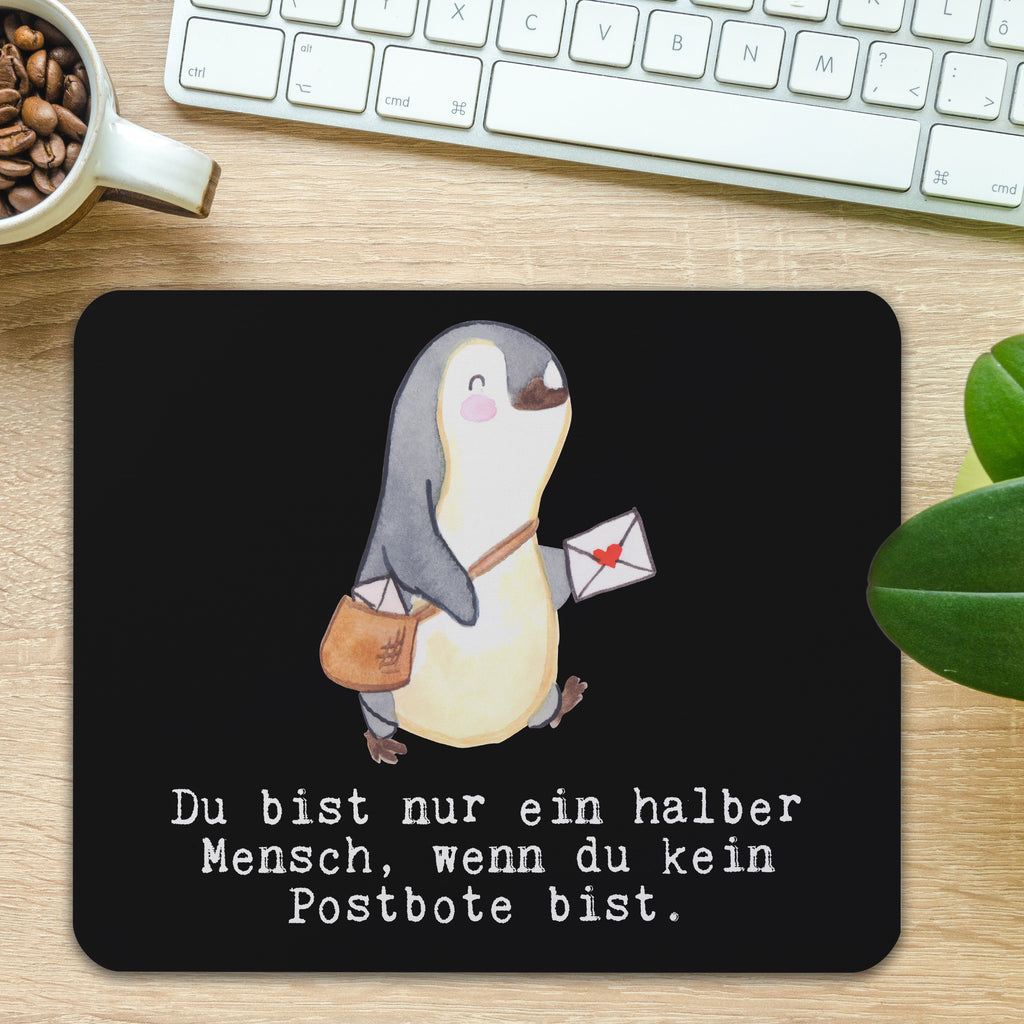 Mauspad Postbote mit Herz Mousepad, Computer zubehör, Büroausstattung, PC Zubehör, Arbeitszimmer, Mauspad, Einzigartiges Mauspad, Designer Mauspad, Mausunterlage, Mauspad Büro, Beruf, Ausbildung, Jubiläum, Abschied, Rente, Kollege, Kollegin, Geschenk, Schenken, Arbeitskollege, Mitarbeiter, Firma, Danke, Dankeschön, Postbote, Briefzusteller, Briefträger, Postler