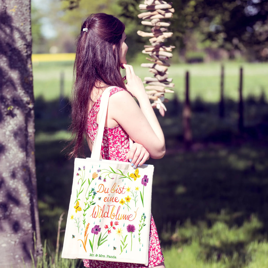 Tragetasche Du bist eine Wildblume Beuteltasche, Beutel, Einkaufstasche, Jutebeutel, Stoffbeutel, Tasche, Shopper, Umhängetasche, Strandtasche, Schultertasche, Stofftasche, Tragetasche, Badetasche, Jutetasche, Einkaufstüte, Laptoptasche, Blumen Deko, Frühlings Deko, Sommer Deko, Dekoration, positive Botschaft, Naturliebhaber, Outdoor, Natur, Abenteuer, Wildblume, wild, Geschenk Frauen, Geschenk Freundin, Kompliment, Blumen Motiv, Jahrestag, Natur Motiv, Hochzeitstag