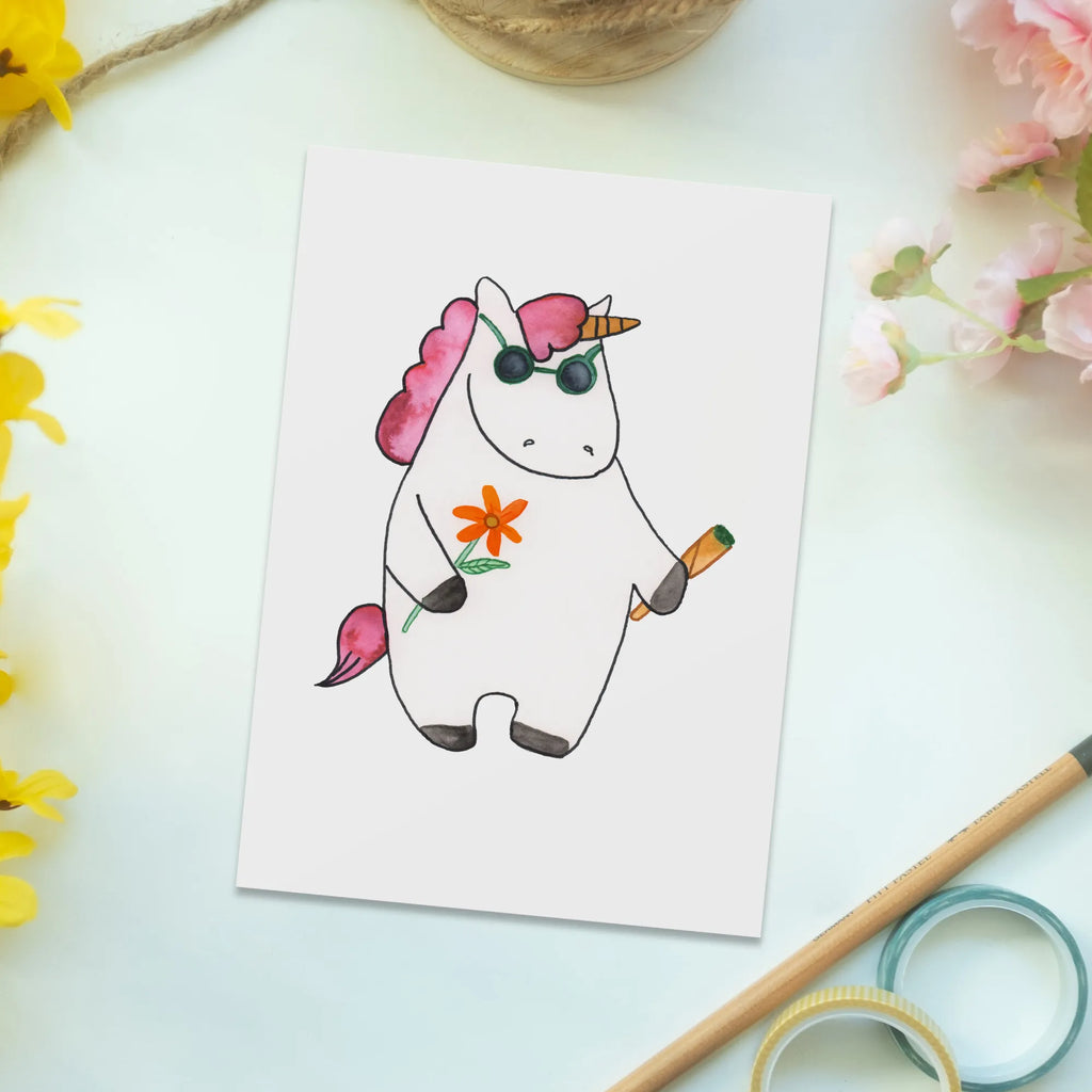 Postkarte Einhorn Woodstock Postkarte, Karte, Geschenkkarte, Grußkarte, Einladung, Ansichtskarte, Geburtstagskarte, Einladungskarte, Dankeskarte, Ansichtskarten, Einladung Geburtstag, Einladungskarten Geburtstag, Einhorn, Einhörner, Einhorn Deko, Pegasus, Unicorn, Kiffen, Joint, Zigarette, Alkohol, Party, Spaß. lustig, witzig, Woodstock