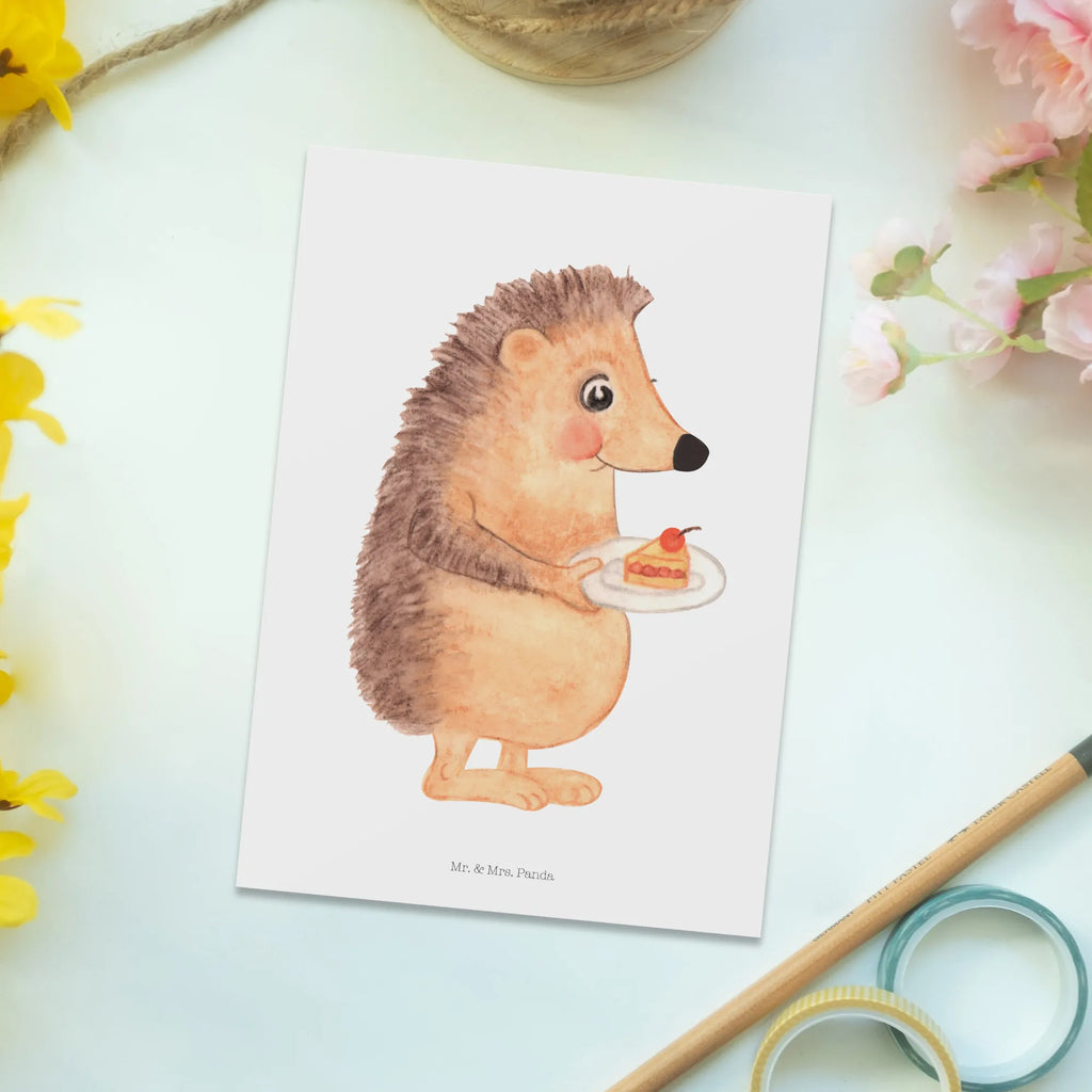 Postkarte Igel Kuchenstück Postkarte, Karte, Geschenkkarte, Grußkarte, Einladung, Ansichtskarte, Geburtstagskarte, Einladungskarte, Dankeskarte, Ansichtskarten, Einladung Geburtstag, Einladungskarten Geburtstag, Tiermotive, Gute Laune, lustige Sprüche, Tiere, Igel, Essen Spruch, Kuchen, Backen Geschenk, Kuchen backen, Einladung Party, Geburtstagskuchen, Torte