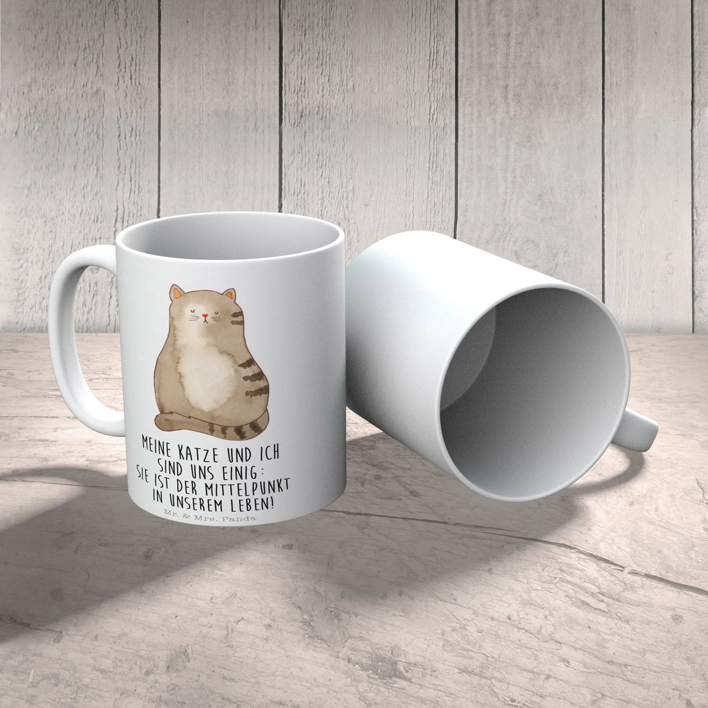 Tasse Katze Sitzen Tasse, Kaffeetasse, Teetasse, Becher, Kaffeebecher, Teebecher, Keramiktasse, Porzellantasse, Büro Tasse, Geschenk Tasse, Tasse Sprüche, Tasse Motive, Kaffeetassen, Tasse bedrucken, Designer Tasse, Cappuccino Tassen, Schöne Teetassen, Katze, Katzenmotiv, Katzenfan, Katzendeko, Katzenfreund, Katzenliebhaber, Katzenprodukte, Katzenartikel, Katzenaccessoires, Katzensouvenirs, Katzenliebhaberprodukte, Katzenmotive, Katzen, Kater, Mietze, Cat, Cats, Katzenhalter, Katzenbesitzerin, Haustier, Katzenliebe, Lebensinhalt, Liebe, Mittelpunkt, Familie