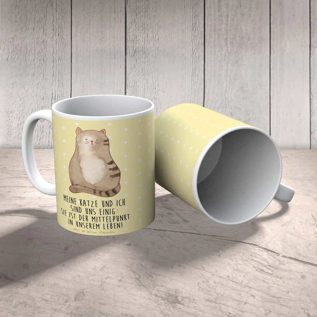 Tasse Katze Sitzen Tasse, Kaffeetasse, Teetasse, Becher, Kaffeebecher, Teebecher, Keramiktasse, Porzellantasse, Büro Tasse, Geschenk Tasse, Tasse Sprüche, Tasse Motive, Kaffeetassen, Tasse bedrucken, Designer Tasse, Cappuccino Tassen, Schöne Teetassen, Katze, Katzenmotiv, Katzenfan, Katzendeko, Katzenfreund, Katzenliebhaber, Katzenprodukte, Katzenartikel, Katzenaccessoires, Katzensouvenirs, Katzenliebhaberprodukte, Katzenmotive, Katzen, Kater, Mietze, Cat, Cats, Katzenhalter, Katzenbesitzerin, Haustier, Katzenliebe, Lebensinhalt, Liebe, Mittelpunkt, Familie