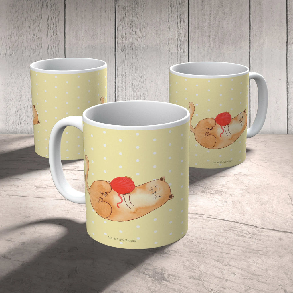 Tasse Katze Wolle Tasse, Kaffeetasse, Teetasse, Becher, Kaffeebecher, Teebecher, Keramiktasse, Porzellantasse, Büro Tasse, Geschenk Tasse, Tasse Sprüche, Tasse Motive, Kaffeetassen, Tasse bedrucken, Designer Tasse, Cappuccino Tassen, Schöne Teetassen, Katze, Katzenmotiv, Katzenfan, Katzendeko, Katzenfreund, Katzenliebhaber, Katzenprodukte, Katzenartikel, Katzenaccessoires, Katzensouvenirs, Katzenliebhaberprodukte, Katzenmotive, Katzen, Kater, Mietze, Cat, Cats, Katzenhalter, Katzenbesitzerin, Haustier, Wollknäuel, Wolle, Spielen, Spiel, verspielt