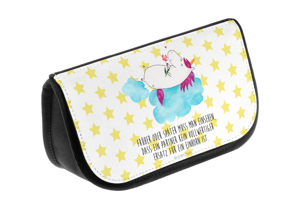 Kosmetiktasche Einhorn verliebt auf Wolke Kosmetikbeutel, Kulturtasche, Kulturbeutel, Schminktasche, Make-Up Tasche, Kosmetiktasche, Beauty Bag, Kosmetiktasche Damen, Make Up Tasche, Kosmetik Tasche, Kosmetiktasche Klein, Kleine Kosmetiktasche, Schminktasche Klein, Kosmetiktasche Mit Fächern, Schminktäschen, Schminke Tasche, Kosmetiktaschen Damen, Beauty Case, Schmink Täschchen, Einhorn, Einhörner, Einhorn Deko, Pegasus, Unicorn, verliebt, Liebe, Liebesbeweis, Freundin, Wolke