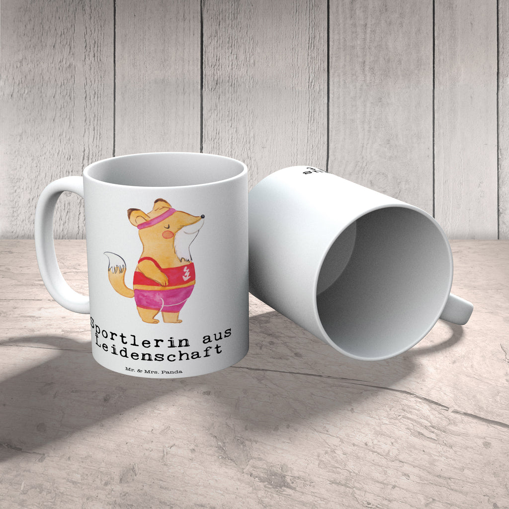 Tasse Sportlerin aus Leidenschaft Tasse, Kaffeetasse, Teetasse, Becher, Kaffeebecher, Teebecher, Keramiktasse, Porzellantasse, Büro Tasse, Geschenk Tasse, Tasse Sprüche, Tasse Motive, Kaffeetassen, Tasse bedrucken, Designer Tasse, Cappuccino Tassen, Schöne Teetassen, Beruf, Ausbildung, Jubiläum, Abschied, Rente, Kollege, Kollegin, Geschenk, Schenken, Arbeitskollege, Mitarbeiter, Firma, Danke, Dankeschön