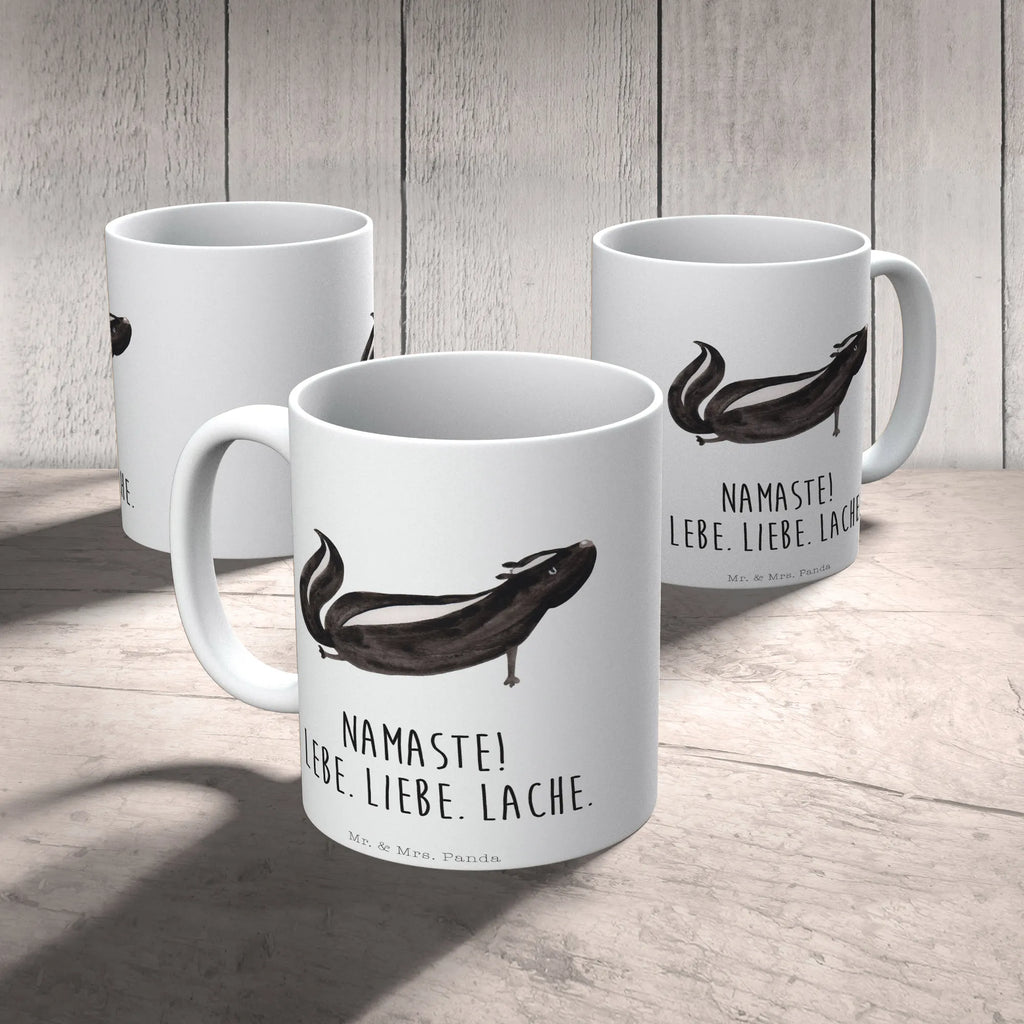 Tasse Stinktier Yoga Tasse, Kaffeetasse, Teetasse, Becher, Kaffeebecher, Teebecher, Keramiktasse, Porzellantasse, Büro Tasse, Geschenk Tasse, Tasse Sprüche, Tasse Motive, Kaffeetassen, Tasse bedrucken, Designer Tasse, Cappuccino Tassen, Schöne Teetassen, Stinktier, Skunk, Wildtier, Raubtier, Stinker, Stinki, Yoga, Namaste, Lebe, Liebe, Lache