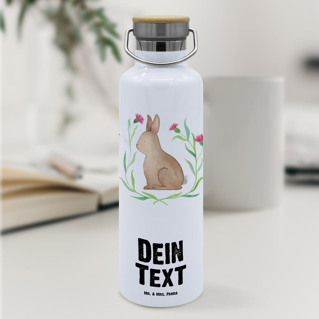 Personalisierte Trinkflasche Hase sitzend Personalisierte Trinkflasche, Trinkflasche mit Namen, Trinkflasche bedrucken, Flasche personalisiert, Trinkflasch mit Aufdruck, Trinkflasche Werbegeschenk, Namensaufdruck Trinkflasche, Sportflasche personalisiert, Trinkflasche Sport, Ostern, Osterhase, Ostergeschenke, Osternest, Osterdeko, Geschenke zu Ostern, Ostern Geschenk, Ostergeschenke Kinder, Ostern Kinder, Frohe Ostern, Ostergrüße, Osterblume, Liebe, Grüße, Hase, Kaninchen