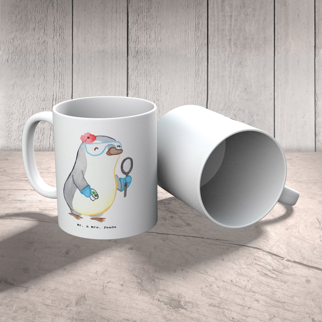 Tasse Biologin mit Herz Tasse, Kaffeetasse, Teetasse, Becher, Kaffeebecher, Teebecher, Keramiktasse, Porzellantasse, Büro Tasse, Geschenk Tasse, Tasse Sprüche, Tasse Motive, Kaffeetassen, Tasse bedrucken, Designer Tasse, Cappuccino Tassen, Schöne Teetassen, Beruf, Ausbildung, Jubiläum, Abschied, Rente, Kollege, Kollegin, Geschenk, Schenken, Arbeitskollege, Mitarbeiter, Firma, Danke, Dankeschön, Biologin, Biologie, Naturwissenschaftlerin, Labor, Studium, Bachelor, Master