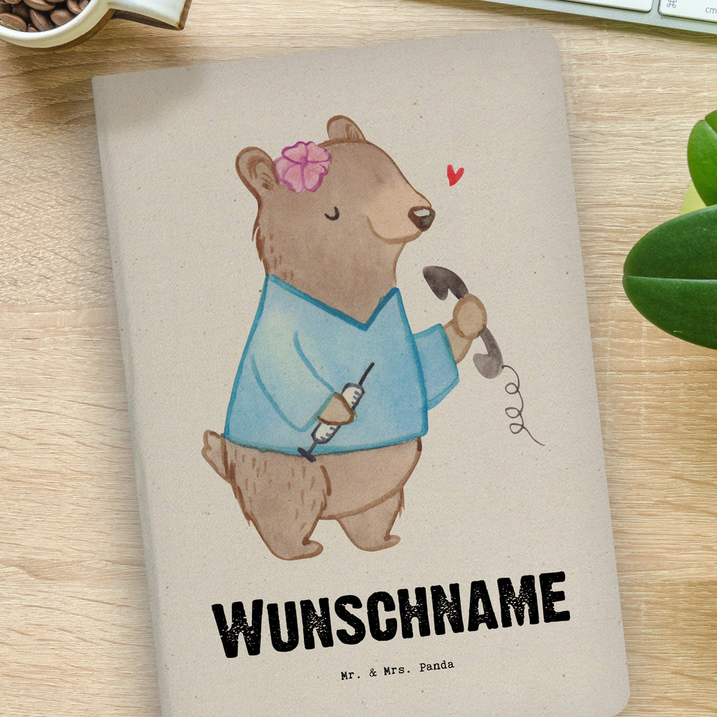 DIN A4 Personalisiertes Notizbuch Arzthelferin mit Herz Personalisiertes Notizbuch, Notizbuch mit Namen, Notizbuch bedrucken, Personalisierung, Namensbuch, Namen, Beruf, Ausbildung, Jubiläum, Abschied, Rente, Kollege, Kollegin, Geschenk, Schenken, Arbeitskollege, Mitarbeiter, Firma, Danke, Dankeschön, Arzthelferin, Medizinische Fachangestellte