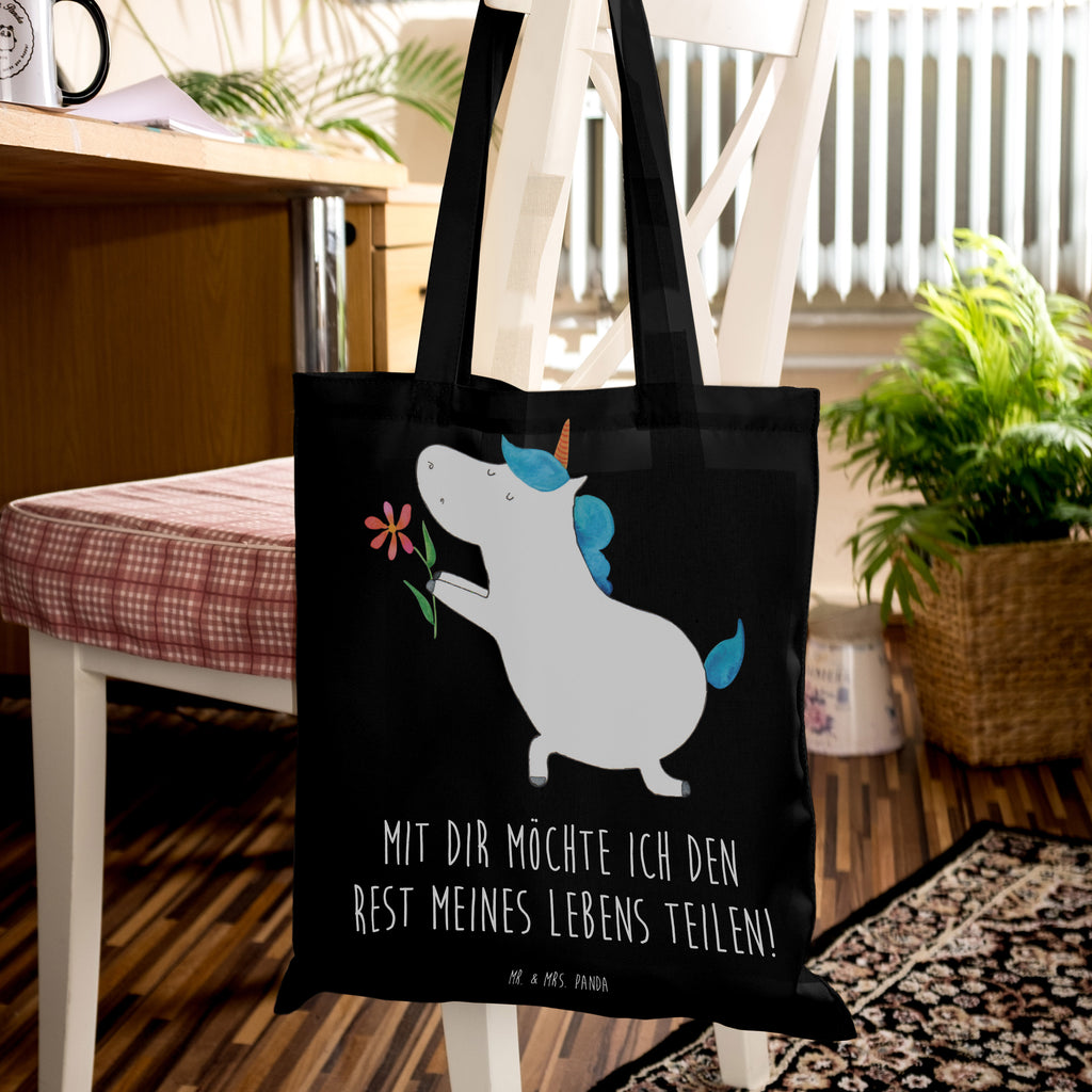 Tragetasche Einhorn Blume Beuteltasche, Beutel, Einkaufstasche, Jutebeutel, Stoffbeutel, Tasche, Shopper, Umhängetasche, Strandtasche, Schultertasche, Stofftasche, Tragetasche, Badetasche, Jutetasche, Einkaufstüte, Laptoptasche, Einhorn, Einhörner, Einhorn Deko, Pegasus, Unicorn, Liebe, Liebesbeweis, Antrag, Heiratsantrag, Verlobung, Ehepaar, Pärchen, Partner, Freund, Freundin, Ehe, heiraten