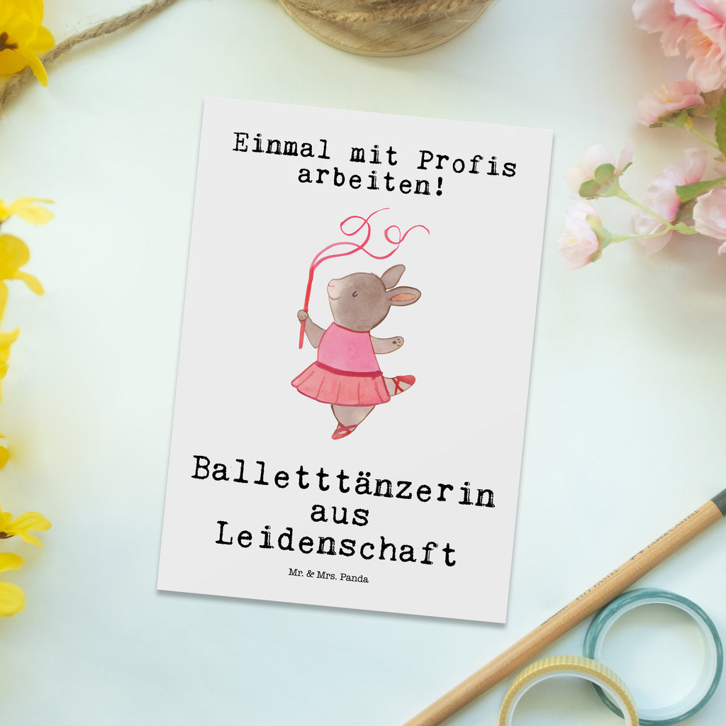 Postkarte Balletttänzerin aus Leidenschaft Postkarte, Karte, Geschenkkarte, Grußkarte, Einladung, Ansichtskarte, Geburtstagskarte, Einladungskarte, Dankeskarte, Ansichtskarten, Einladung Geburtstag, Einladungskarten Geburtstag, Beruf, Ausbildung, Jubiläum, Abschied, Rente, Kollege, Kollegin, Geschenk, Schenken, Arbeitskollege, Mitarbeiter, Firma, Danke, Dankeschön, Balletttänzerin, Ballerina, Ballett, Glücksbringer Auftritt, Ballettaufführung, Ballettunterricht, Ballettstunden