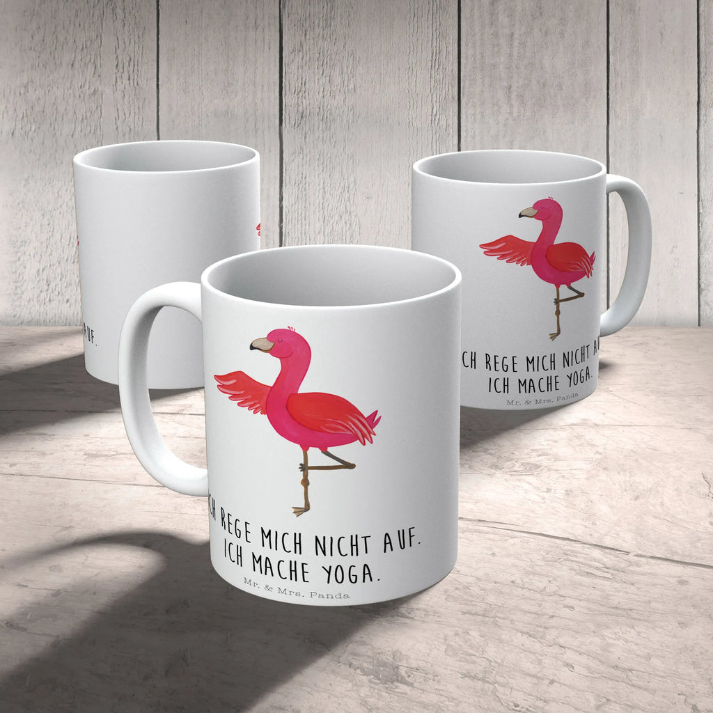 Tasse Flamingo Yoga Tasse, Kaffeetasse, Teetasse, Becher, Kaffeebecher, Teebecher, Keramiktasse, Porzellantasse, Büro Tasse, Geschenk Tasse, Tasse Sprüche, Tasse Motive, Kaffeetassen, Tasse bedrucken, Designer Tasse, Cappuccino Tassen, Schöne Teetassen, Flamingo, Vogel, Yoga, Namaste, Achtsamkeit, Yoga-Übung, Entspannung, Ärger, Aufregen, Tiefenentspannung