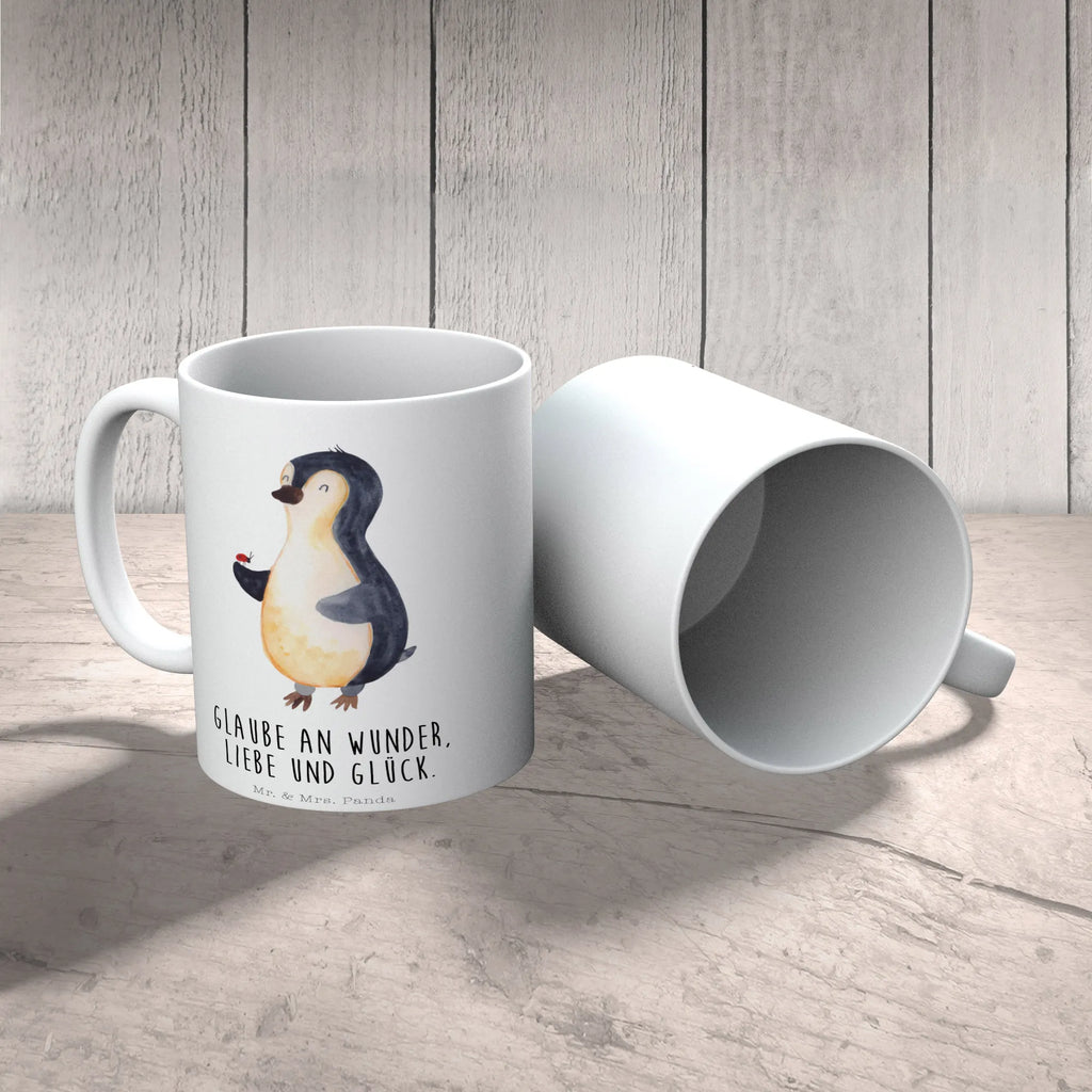 Tasse Pinguin Marienkäfer Tasse, Kaffeetasse, Teetasse, Becher, Kaffeebecher, Teebecher, Keramiktasse, Porzellantasse, Büro Tasse, Geschenk Tasse, Tasse Sprüche, Tasse Motive, Kaffeetassen, Tasse bedrucken, Designer Tasse, Cappuccino Tassen, Schöne Teetassen, Pinguin, Pinguine, Marienkäfer, Liebe, Wunder, Glück, Freude, Lebensfreude