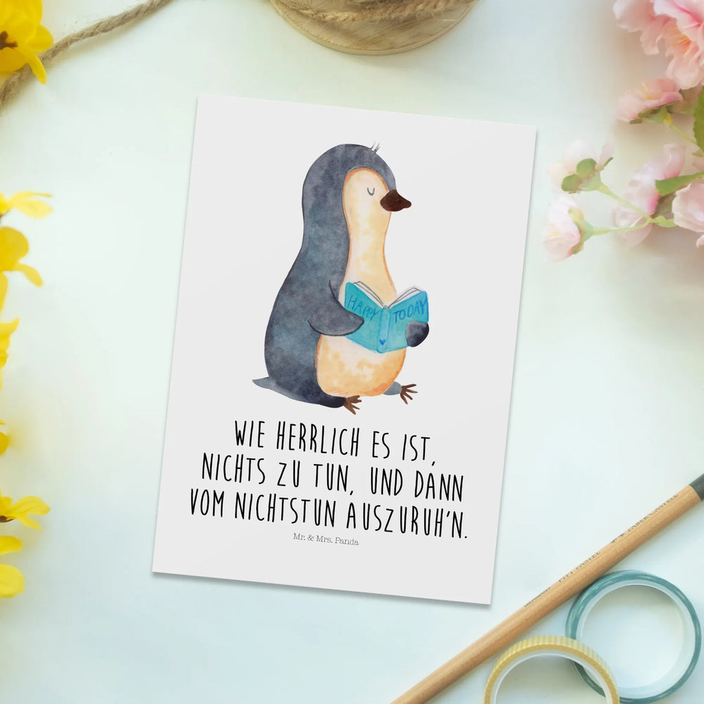 Postkarte Pinguin Buch Postkarte, Karte, Geschenkkarte, Grußkarte, Einladung, Ansichtskarte, Geburtstagskarte, Einladungskarte, Dankeskarte, Ansichtskarten, Einladung Geburtstag, Einladungskarten Geburtstag, Pinguin, Pinguine, Buch, Lesen, Bücherwurm, Nichtstun, Faulenzen, Ferien, Urlaub, Freizeit