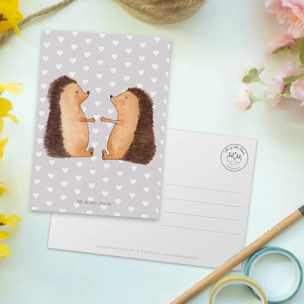 Postkarte Igel Liebe Postkarte, Karte, Geschenkkarte, Grußkarte, Einladung, Ansichtskarte, Geburtstagskarte, Einladungskarte, Dankeskarte, Ansichtskarten, Einladung Geburtstag, Einladungskarten Geburtstag, Liebe, Partner, Freund, Freundin, Ehemann, Ehefrau, Heiraten, Verlobung, Heiratsantrag, Liebesgeschenk, Jahrestag, Hocheitstag, Verliebt, Verlobt, Verheiratet, Geschenk, Liebesbeweis, Hochzeitstag, Hochzeit, Igel