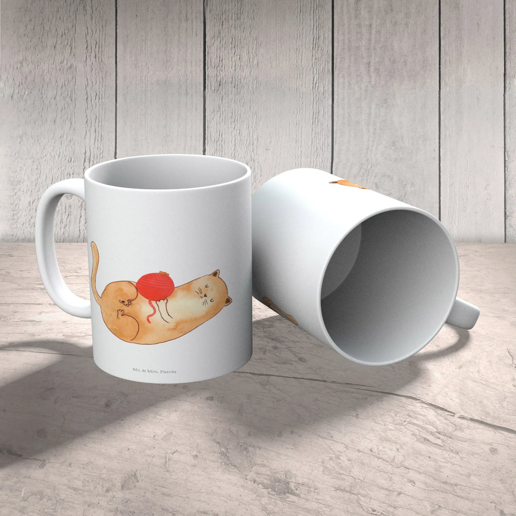 Kindertasse Katze Wolle Kindertasse, Kinder Tasse, Kunststoff Tasse, Kindergarten Tasse, Trinkbecher, Camping Becher, Kaffeetasse, Kunststoffbecher, Kindergartenbecher, Outdoorgeschirr, Kunststoffgeschirr, Reisebecher, Reisetasse, Kinderbecher, Bruchfeste Tasse, Bruchsichere Tasse, Plastik Tasse, Plastiktasse, Katze, Katzenmotiv, Katzenfan, Katzendeko, Katzenfreund, Katzenliebhaber, Katzenprodukte, Katzenartikel, Katzenaccessoires, Katzensouvenirs, Katzenliebhaberprodukte, Katzenmotive, Katzen, Kater, Mietze, Cat, Cats, Katzenhalter, Katzenbesitzerin, Haustier, Wollknäuel, Wolle, Spielen, Spiel, verspielt