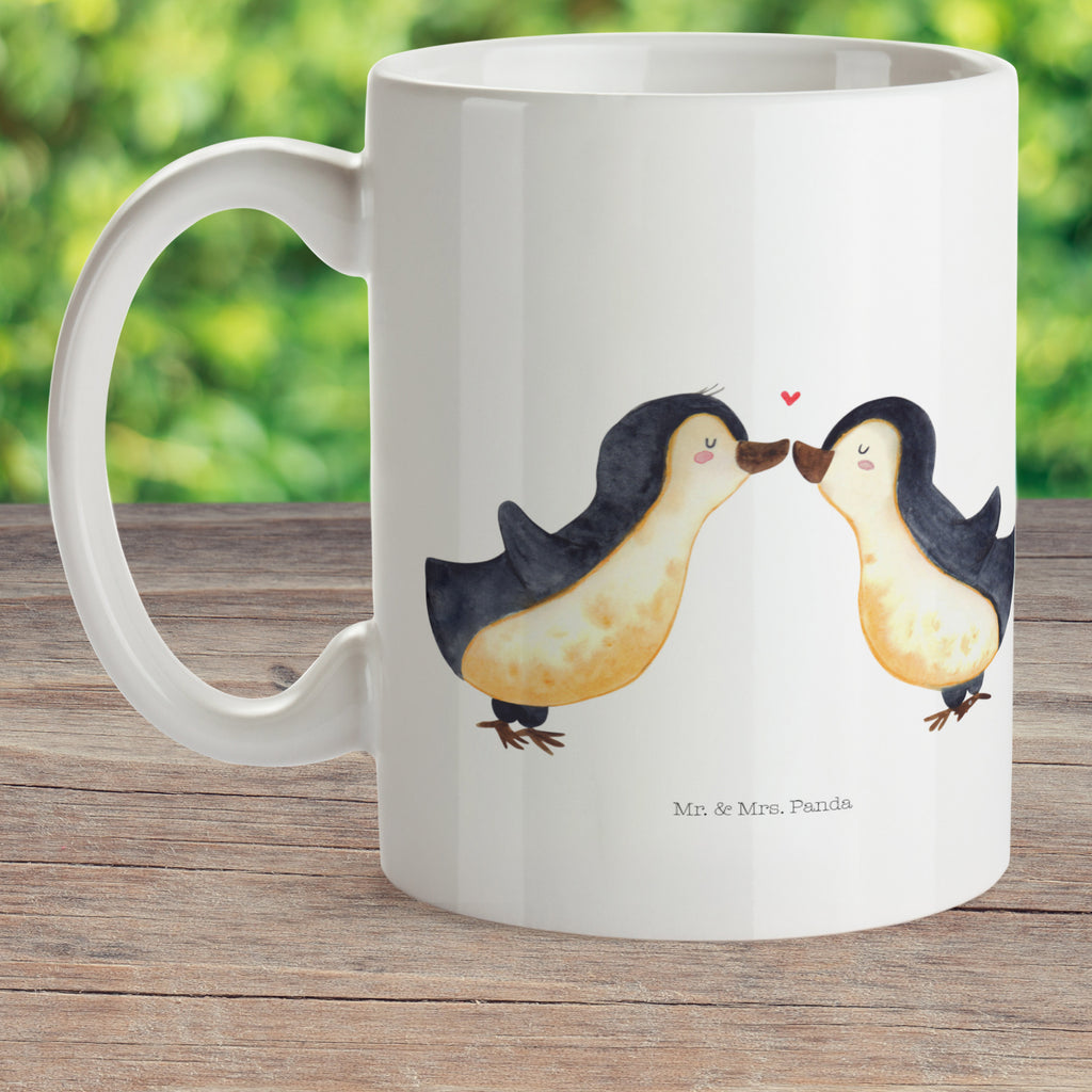 Kindertasse Pinguin Liebe Kindertasse, Kinder Tasse, Kunststoff Tasse, Kindergarten Tasse, Trinkbecher, Camping Becher, Kaffeetasse, Kunststoffbecher, Kindergartenbecher, Outdoorgeschirr, Kunststoffgeschirr, Reisebecher, Reisetasse, Kinderbecher, Bruchfeste Tasse, Bruchsichere Tasse, Plastik Tasse, Plastiktasse, Liebe, Partner, Freund, Freundin, Ehemann, Ehefrau, Heiraten, Verlobung, Heiratsantrag, Liebesgeschenk, Jahrestag, Hocheitstag, Pinguin, Pinguine, Pinguin Paar, Pinguinpaar, Pinguin Liebe, Paar, Pärchen. Liebespaar, Liebesbeweis, Liebesspruch, Hochzeitstag, Geschenk Freund, Geschenk Freundin, Verlobte, Verlobter, Love, Geschenk Hochzeitstag, Geschenkidee, Hochzeit, Gastgeschenk