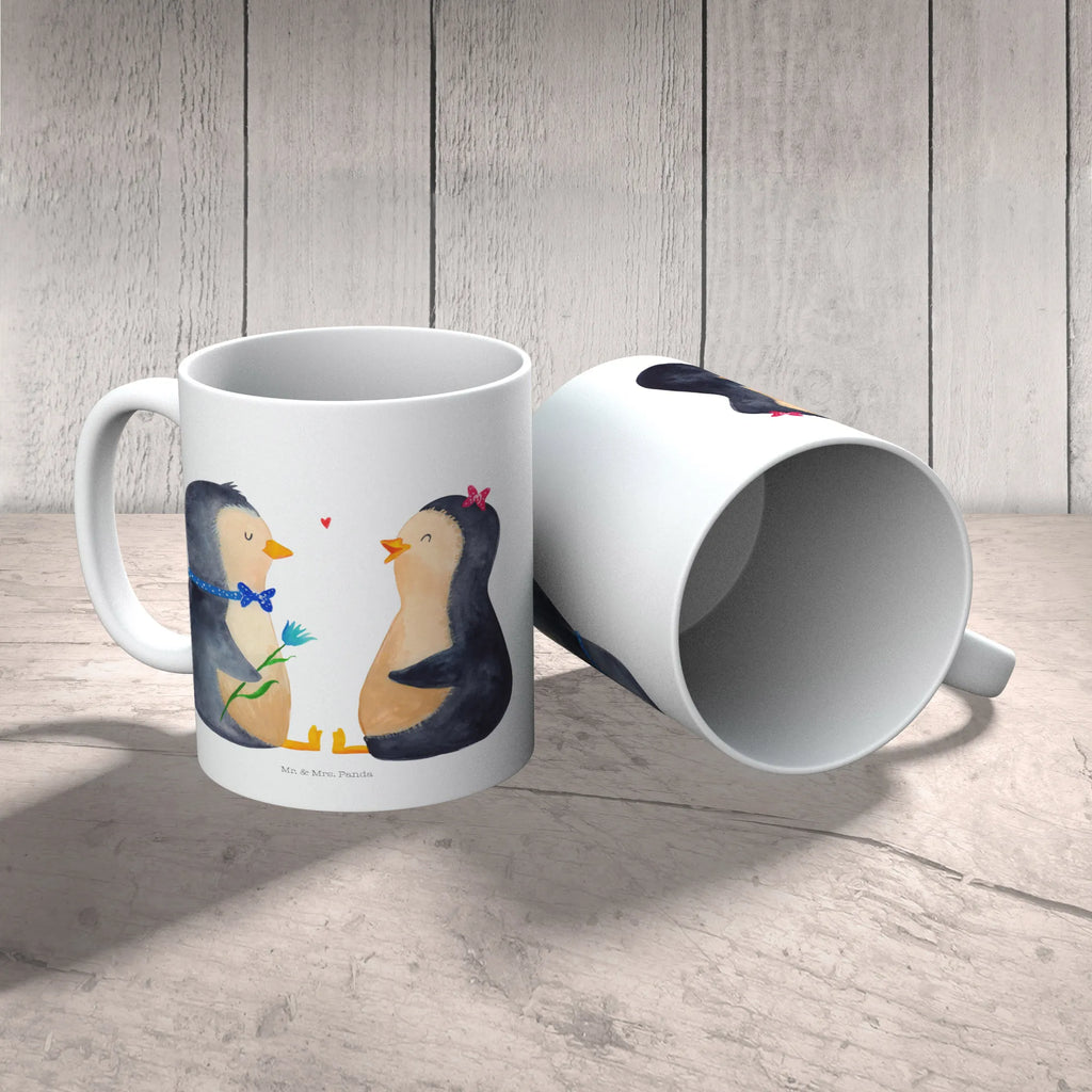 Kindertasse Pinguin Pärchen Kindertasse, Kinder Tasse, Kunststoff Tasse, Kindergarten Tasse, Trinkbecher, Camping Becher, Kaffeetasse, Kunststoffbecher, Kindergartenbecher, Outdoorgeschirr, Kunststoffgeschirr, Reisebecher, Reisetasse, Kinderbecher, Bruchfeste Tasse, Bruchsichere Tasse, Plastik Tasse, Plastiktasse, Pinguin, Pinguine, Liebe, Liebespaar, Liebesbeweis, Liebesgeschenk, Verlobung, Jahrestag, Hochzeitstag, Hochzeit, Hochzeitsgeschenk, große Liebe, Traumpaar