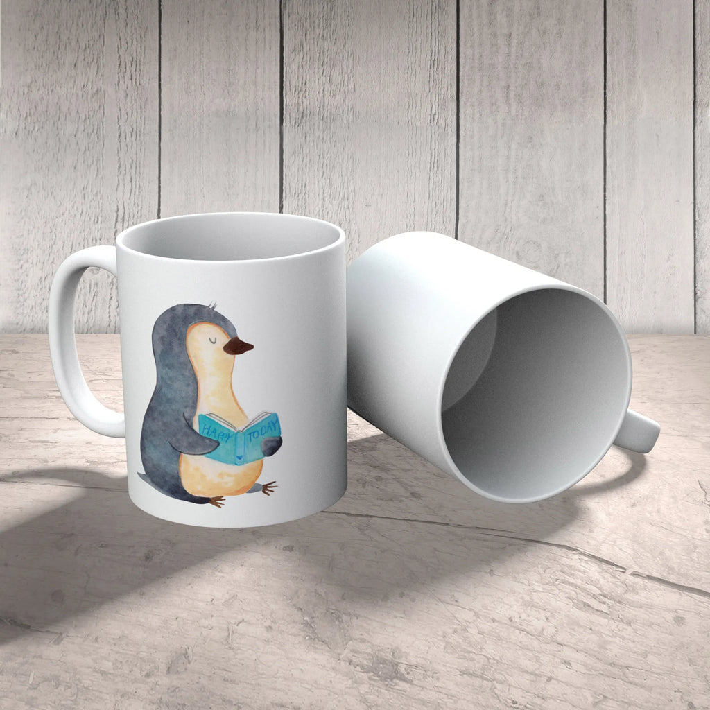 Kindertasse Pinguin Buch Kindertasse, Kinder Tasse, Kunststoff Tasse, Kindergarten Tasse, Trinkbecher, Camping Becher, Kaffeetasse, Kunststoffbecher, Kindergartenbecher, Outdoorgeschirr, Kunststoffgeschirr, Reisebecher, Reisetasse, Kinderbecher, Bruchfeste Tasse, Bruchsichere Tasse, Plastik Tasse, Plastiktasse, Pinguin, Pinguine, Buch, Lesen, Bücherwurm, Nichtstun, Faulenzen, Ferien, Urlaub, Freizeit