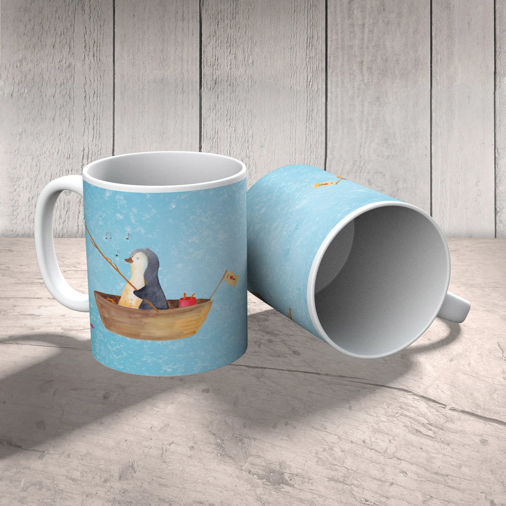 Tasse Pinguin Angelboot Tasse, Kaffeetasse, Teetasse, Becher, Kaffeebecher, Teebecher, Keramiktasse, Porzellantasse, Büro Tasse, Geschenk Tasse, Tasse Sprüche, Tasse Motive, Kaffeetassen, Tasse bedrucken, Designer Tasse, Cappuccino Tassen, Schöne Teetassen, Pinguin, Pinguine, Angeln, Boot, Angelboot, Lebenslust, Leben, genießen, Motivation, Neustart, Neuanfang, Trennung, Scheidung, Geschenkidee Liebeskummer