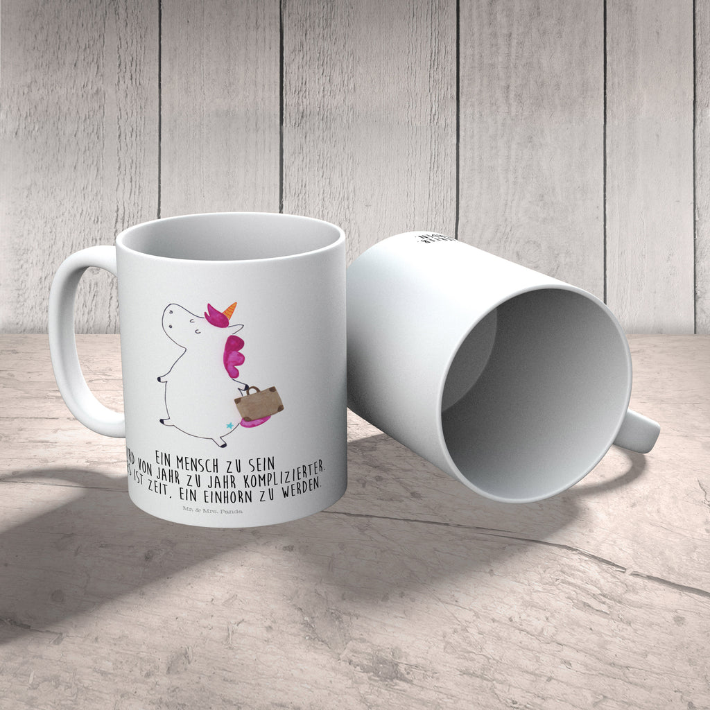 Kindertasse Einhorn Koffer Kindertasse, Kinder Tasse, Kunststoff Tasse, Kindergarten Tasse, Trinkbecher, Camping Becher, Kaffeetasse, Kunststoffbecher, Kindergartenbecher, Outdoorgeschirr, Kunststoffgeschirr, Reisebecher, Reisetasse, Kinderbecher, Bruchfeste Tasse, Bruchsichere Tasse, Plastik Tasse, Plastiktasse, Einhorn, Einhörner, Einhorn Deko, Pegasus, Unicorn, unicorn, Koffer, Verreisen, Reise, Gepäck, Abenteuer, Erwachsen, Kind, albern, Spaß, lustig, witzig