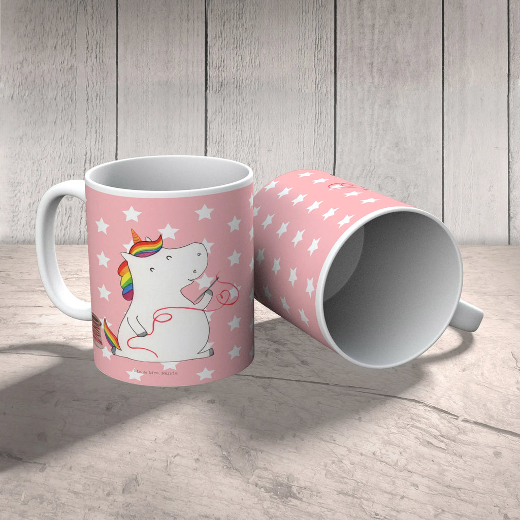 Tasse Einhorn Näherin Tasse, Kaffeetasse, Teetasse, Becher, Kaffeebecher, Teebecher, Keramiktasse, Porzellantasse, Büro Tasse, Geschenk Tasse, Tasse Sprüche, Tasse Motive, Kaffeetassen, Tasse bedrucken, Designer Tasse, Cappuccino Tassen, Schöne Teetassen, Einhorn, Einhörner, Einhorn Deko, Pegasus, Unicorn, Näherin, nähen, Mädchen, Freundin, Häkeln, Stricken, basteln, Nähzimmer