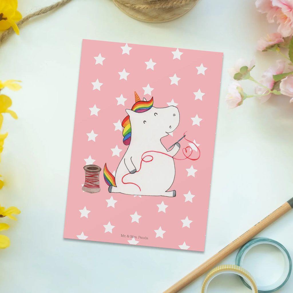 Postkarte Einhorn Näherin Postkarte, Karte, Geschenkkarte, Grußkarte, Einladung, Ansichtskarte, Geburtstagskarte, Einladungskarte, Dankeskarte, Ansichtskarten, Einladung Geburtstag, Einladungskarten Geburtstag, Einhorn, Einhörner, Einhorn Deko, Pegasus, Unicorn, Näherin, nähen, Mädchen, Freundin, Häkeln, Stricken, basteln, Nähzimmer