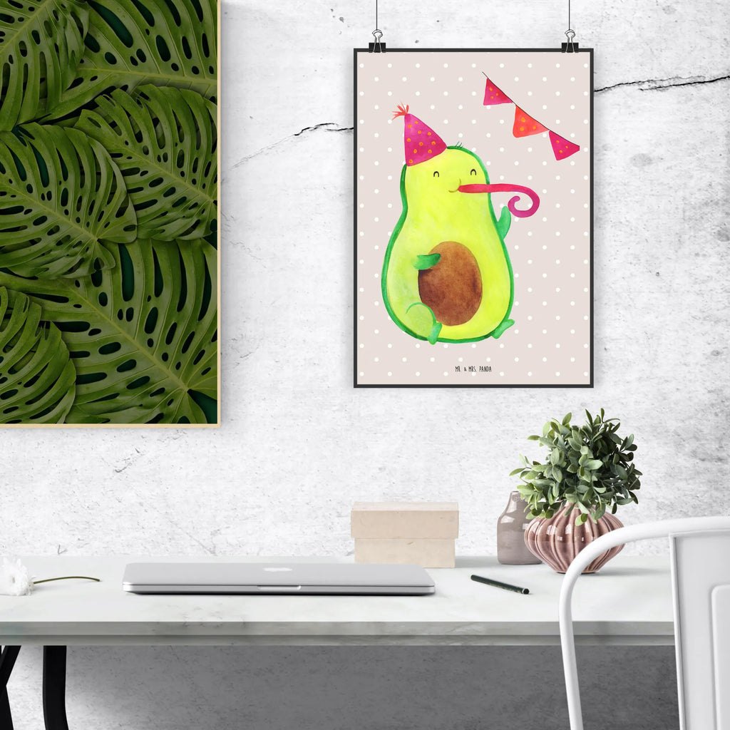 Poster Avocado Party Poster, Wandposter, Bild, Wanddeko, Küchenposter, Kinderposter, Wanddeko Bild, Raumdekoration, Wanddekoration, Handgemaltes Poster, Mr. & Mrs. Panda Poster, Designposter, Kunstdruck, Posterdruck, Avocado, Veggie, Vegan, Gesund, Avocados, Party, Geburtstag, Geburtstagsfeier, Happy Birthday, Feier, Feierei, Lieblingstag, Prüfung, Abifeier, Abi, Bestanden, Jahrestag, Jubiläum, Firmenfeier, Klassenfeier, Schulabschluss, Abschluss