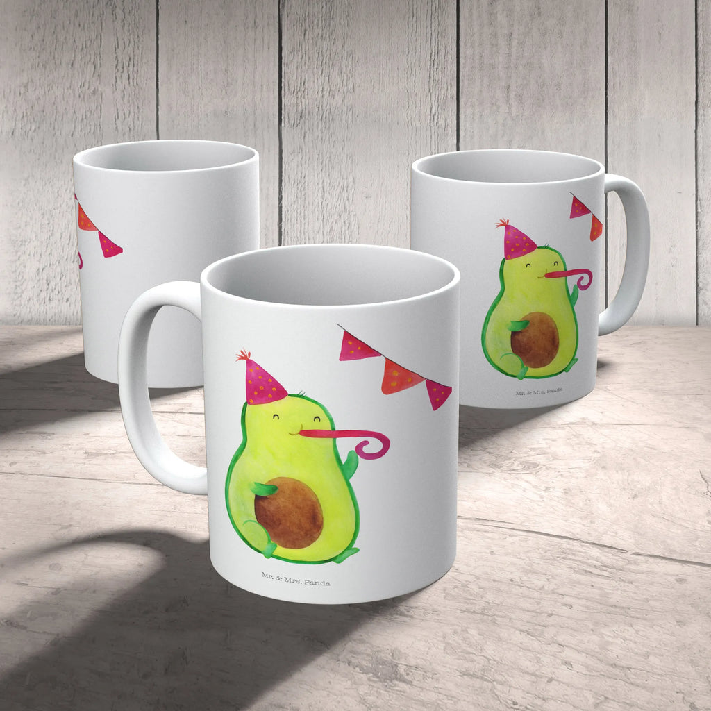 Tasse Avocado Party Tasse, Kaffeetasse, Teetasse, Becher, Kaffeebecher, Teebecher, Keramiktasse, Porzellantasse, Büro Tasse, Geschenk Tasse, Tasse Sprüche, Tasse Motive, Kaffeetassen, Tasse bedrucken, Designer Tasse, Cappuccino Tassen, Schöne Teetassen, Avocado, Veggie, Vegan, Gesund, Avocados, Party, Geburtstag, Geburtstagsfeier, Happy Birthday, Feier, Feierei, Lieblingstag, Prüfung, Abifeier, Abi, Bestanden, Jahrestag, Jubiläum, Firmenfeier, Klassenfeier, Schulabschluss, Abschluss