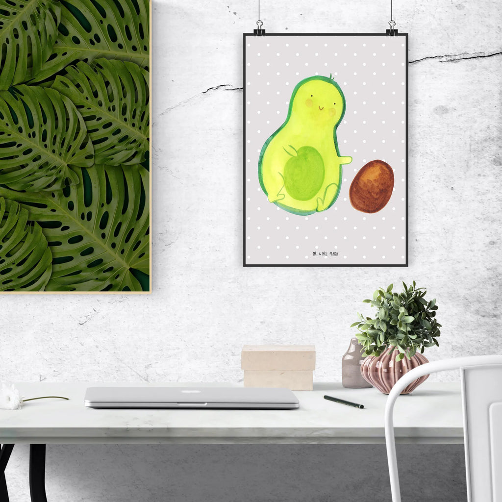 Poster Avocado Kern rollt Poster, Wandposter, Bild, Wanddeko, Küchenposter, Kinderposter, Wanddeko Bild, Raumdekoration, Wanddekoration, Handgemaltes Poster, Mr. & Mrs. Panda Poster, Designposter, Kunstdruck, Posterdruck, Avocado, Veggie, Vegan, Gesund, Avocados, Schwanger, Geburt, Geburtstag, Säugling, Kind, erstes Kind, zur Geburt, Schwangerschaft, Babyparty, Baby, große Liebe, Liebe, Love