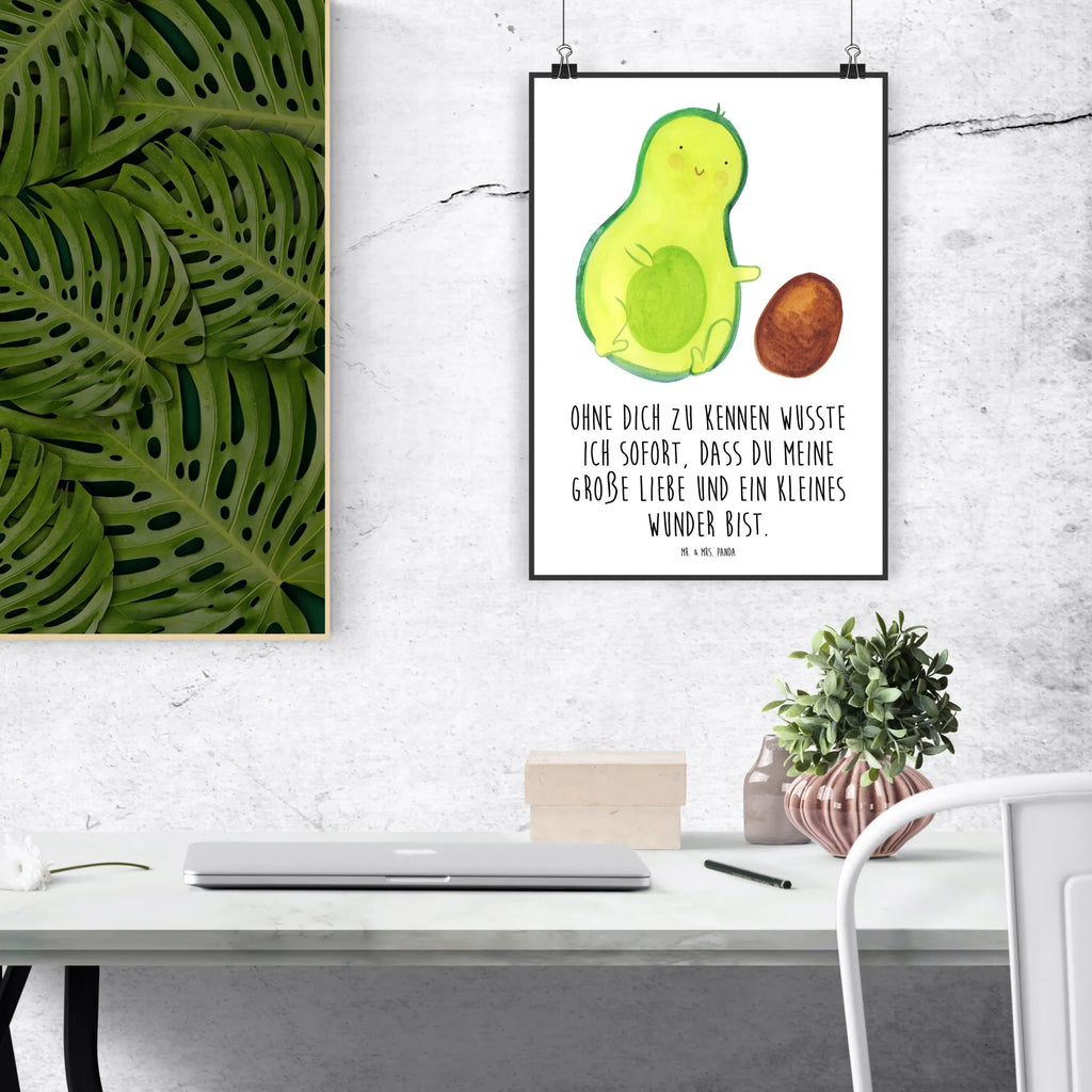 Poster Avocado Kern rollt Poster, Wandposter, Bild, Wanddeko, Küchenposter, Kinderposter, Wanddeko Bild, Raumdekoration, Wanddekoration, Handgemaltes Poster, Mr. & Mrs. Panda Poster, Designposter, Kunstdruck, Posterdruck, Avocado, Veggie, Vegan, Gesund, Avocados, Schwanger, Geburt, Geburtstag, Säugling, Kind, erstes Kind, zur Geburt, Schwangerschaft, Babyparty, Baby, große Liebe, Liebe, Love