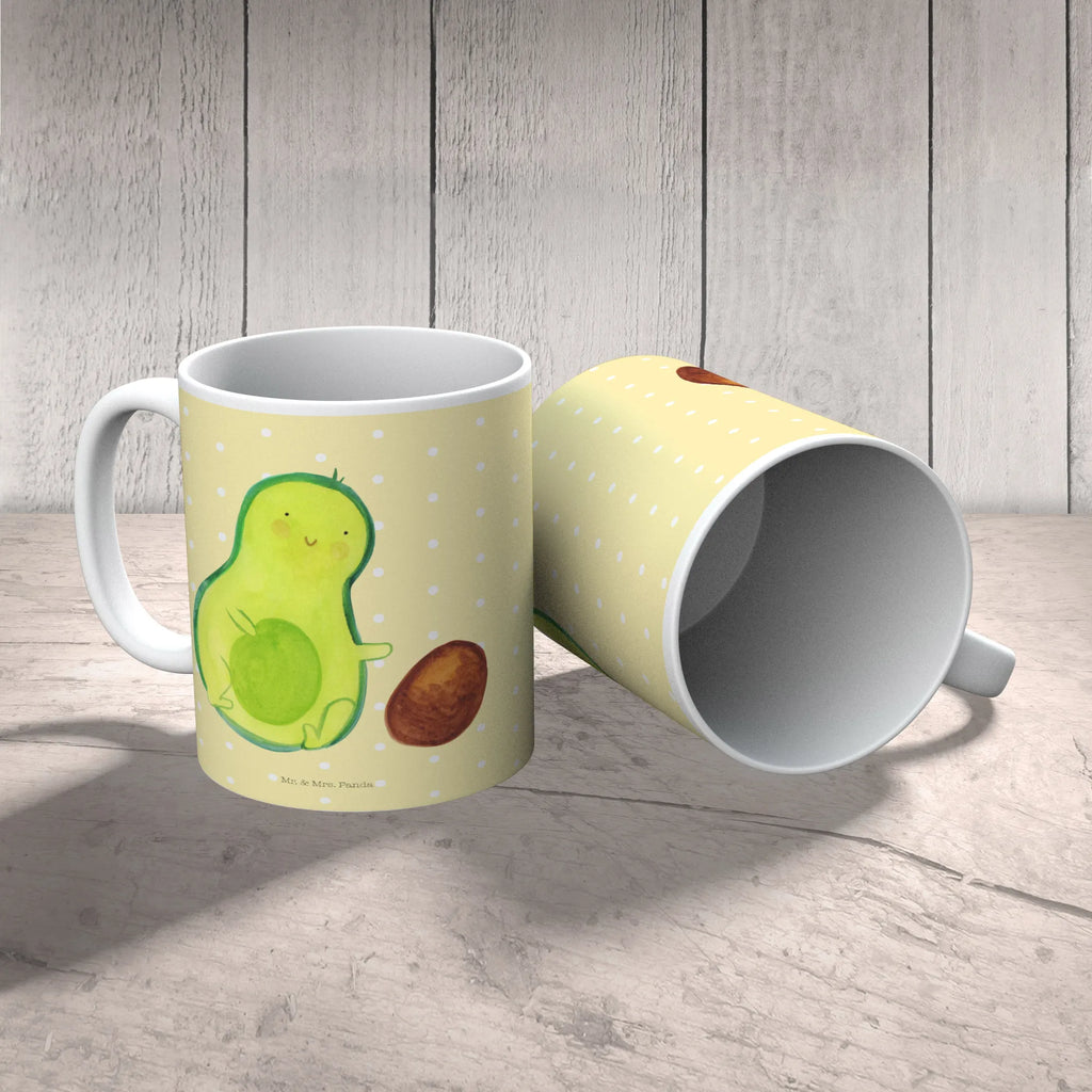 Kindertasse Avocado Kern rollt Kindertasse, Kinder Tasse, Kunststoff Tasse, Kindergarten Tasse, Trinkbecher, Camping Becher, Kaffeetasse, Kunststoffbecher, Kindergartenbecher, Outdoorgeschirr, Kunststoffgeschirr, Reisebecher, Reisetasse, Kinderbecher, Bruchfeste Tasse, Bruchsichere Tasse, Plastik Tasse, Plastiktasse, Avocado, Veggie, Vegan, Gesund, Avocados, Schwanger, Geburt, Geburtstag, Säugling, Kind, erstes Kind, zur Geburt, Schwangerschaft, Babyparty, Baby, große Liebe, Liebe, Love