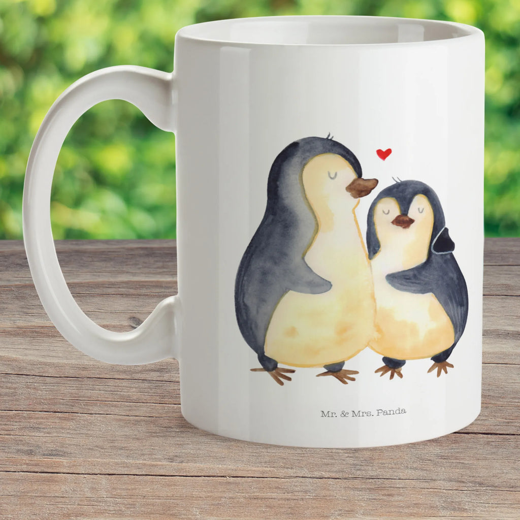 Kindertasse Pinguin umarmend Kindertasse, Kinder Tasse, Kunststoff Tasse, Kindergarten Tasse, Trinkbecher, Camping Becher, Kaffeetasse, Kunststoffbecher, Kindergartenbecher, Outdoorgeschirr, Kunststoffgeschirr, Reisebecher, Reisetasse, Kinderbecher, Bruchfeste Tasse, Bruchsichere Tasse, Plastik Tasse, Plastiktasse, Pinguin, Liebe, Liebespaar, Liebesbeweis, Liebesgeschenk, Verlobung, Jahrestag, Hochzeitstag, Hochzeit, Hochzeitsgeschenk