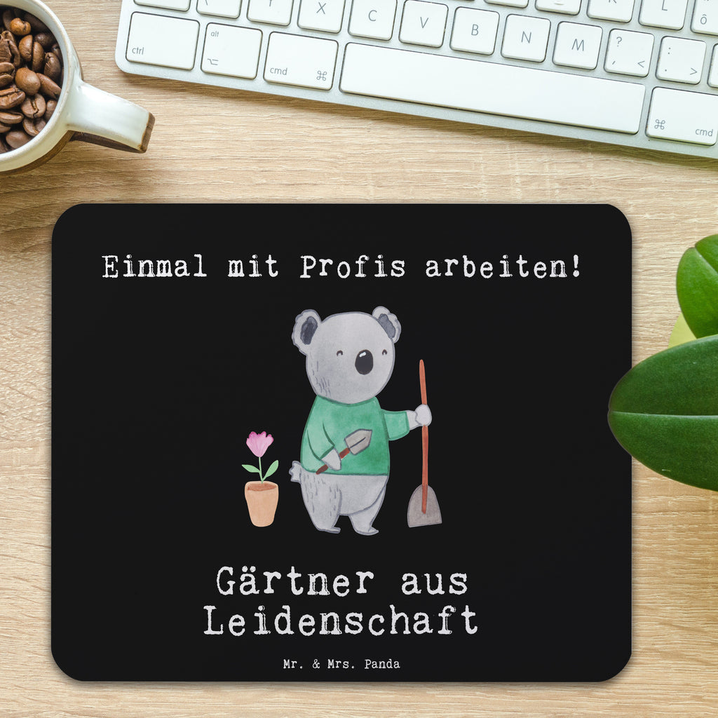 Mauspad Gärtner aus Leidenschaft Mousepad, Computer zubehör, Büroausstattung, PC Zubehör, Arbeitszimmer, Mauspad, Einzigartiges Mauspad, Designer Mauspad, Mausunterlage, Mauspad Büro, Beruf, Ausbildung, Jubiläum, Abschied, Rente, Kollege, Kollegin, Geschenk, Schenken, Arbeitskollege, Mitarbeiter, Firma, Danke, Dankeschön, Gärtner, Gartenplaner, Gärtnerei, Gartenbau, Hobbygärtner, Garten- und Landschaftsbauer