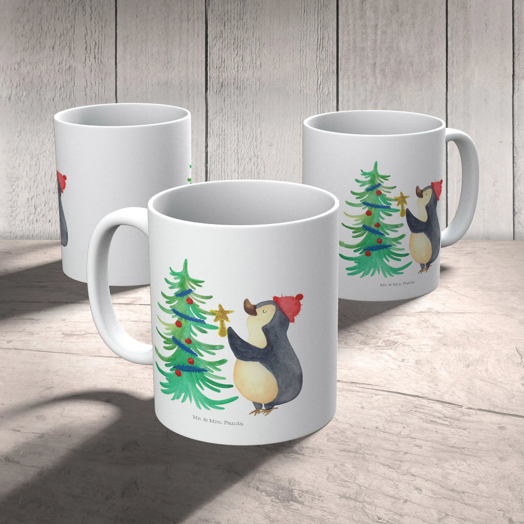 Tasse Pinguin Weihnachtsbaum Tasse, Kaffeetasse, Teetasse, Becher, Kaffeebecher, Teebecher, Keramiktasse, Porzellantasse, Büro Tasse, Geschenk Tasse, Tasse Sprüche, Tasse Motive, Kaffeetassen, Tasse bedrucken, Designer Tasse, Cappuccino Tassen, Schöne Teetassen, Winter, Weihnachten, Weihnachtsdeko, Nikolaus, Advent, Heiligabend, Wintermotiv, Pinguin