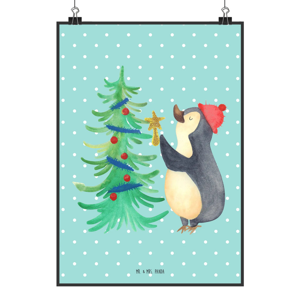 Poster Pinguin Weihnachtsbaum Poster, Wandposter, Bild, Wanddeko, Küchenposter, Kinderposter, Wanddeko Bild, Raumdekoration, Wanddekoration, Handgemaltes Poster, Mr. & Mrs. Panda Poster, Designposter, Kunstdruck, Posterdruck, Winter, Weihnachten, Weihnachtsdeko, Nikolaus, Advent, Heiligabend, Wintermotiv, Pinguin