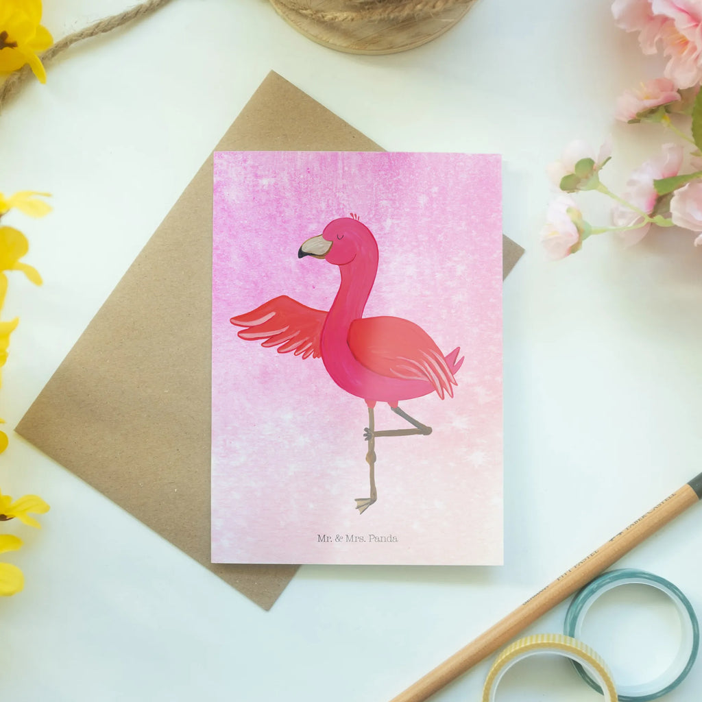 Grußkarte Flamingo Yoga Grußkarte, Klappkarte, Einladungskarte, Glückwunschkarte, Hochzeitskarte, Geburtstagskarte, Karte, Ansichtskarten, Flamingo, Vogel, Yoga, Namaste, Achtsamkeit, Yoga-Übung, Entspannung, Ärger, Aufregen, Tiefenentspannung