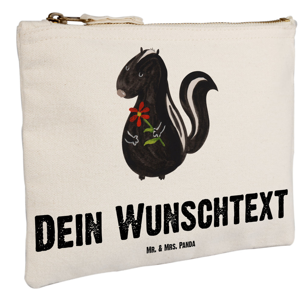 Personalisierte Schminktasche Stinktier Blume Personalisierte Schminktasche, Personalisierte Kosmetiktasche, Personalisierter Kosmetikbeutel, Personalisiertes Stiftemäppchen, Personalisiertes Etui, Personalisierte Federmappe, Personalisierte Makeup Bag, Personalisiertes Schminketui, Personalisiertes Kosmetiketui, Personalisiertes Schlamperetui, Schminktasche mit Namen, Kosmetiktasche mit Namen, Kosmetikbeutel mit Namen, Stiftemäppchen mit Namen, Etui mit Namen, Federmappe mit Namen, Makeup Bg mit Namen, Schminketui mit Namen, Kosmetiketui mit Namen, Schlamperetui mit Namen, Schminktasche personalisieren, Schminktasche bedrucken, Schminktasche selbst gestalten, Stinktier, Skunk, Wildtier, Raubtier, Stinker, Stinki, Tagträumer, verträumt, Dreams, Träume