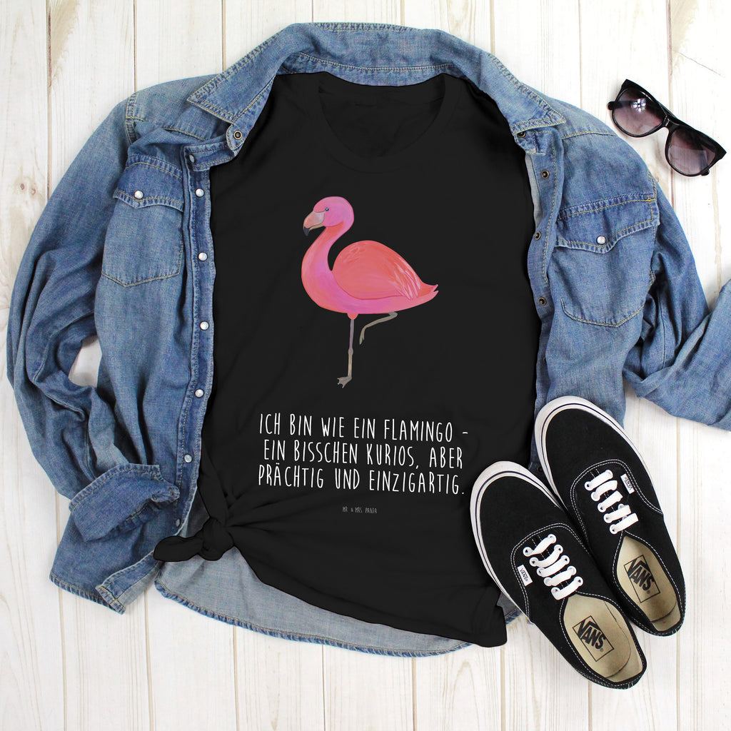 T-Shirt Standard Flamingo classic T-Shirt, Shirt, Tshirt, Lustiges T-Shirt, T-Shirt mit Spruch, Party, Junggesellenabschied, Jubiläum, Geburstag, Herrn, Damen, Männer, Frauen, Schlafshirt, Nachthemd, Sprüche, Flamingo, Einzigartig, Selbstliebe, Stolz, ich, für mich, Spruch, Freundin, Freundinnen, Außenseiter, Sohn, Tochter, Geschwister