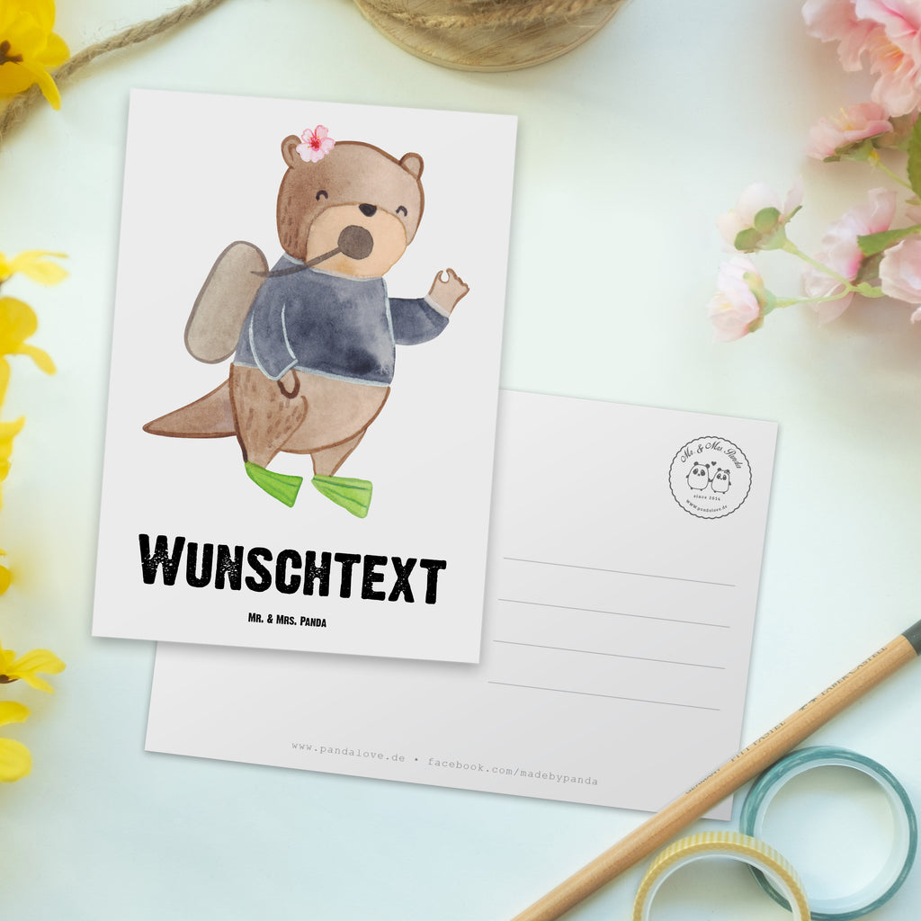 Personalisierte Postkarte Tauchlehrerin mit Herz Postkarte mit Namen, Postkarte bedrucken, Postkarte mit Wunschtext, Postkarte personalisierbar, Geschenkkarte mit Namen, Grußkarte mit Namen, Karte mit Namen, Einladung mit Namen, Ansichtskarte mit Namen, Geschenkkarte mit Wunschtext, Grußkarte mit Wunschtext, Karte mit Wunschtext, Einladung mit Wunschtext, Ansichtskarte mit Wunschtext, Beruf, Ausbildung, Jubiläum, Abschied, Rente, Kollege, Kollegin, Geschenk, Schenken, Arbeitskollege, Mitarbeiter, Firma, Danke, Dankeschön