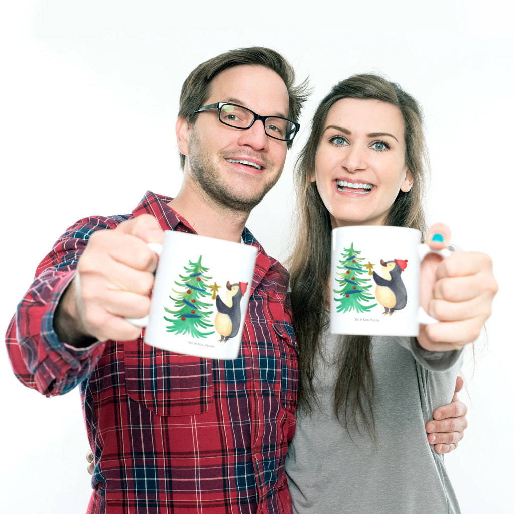 Kindertasse Pinguin Weihnachtsbaum Kindertasse, Kinder Tasse, Kunststoff Tasse, Kindergarten Tasse, Trinkbecher, Camping Becher, Kaffeetasse, Kunststoffbecher, Kindergartenbecher, Outdoorgeschirr, Kunststoffgeschirr, Reisebecher, Reisetasse, Kinderbecher, Bruchfeste Tasse, Bruchsichere Tasse, Plastik Tasse, Plastiktasse, Winter, Weihnachten, Weihnachtsdeko, Nikolaus, Advent, Heiligabend, Wintermotiv, Pinguin