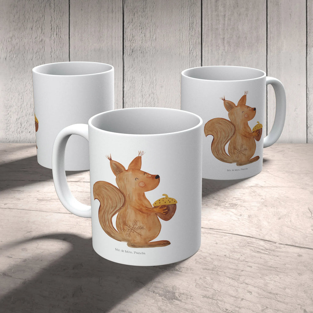 Tasse Eichhörnchen Weihnachtszeit Tasse, Kaffeetasse, Teetasse, Becher, Kaffeebecher, Teebecher, Keramiktasse, Porzellantasse, Büro Tasse, Geschenk Tasse, Tasse Sprüche, Tasse Motive, Kaffeetassen, Tasse bedrucken, Designer Tasse, Cappuccino Tassen, Schöne Teetassen, Winter, Weihnachten, Weihnachtsdeko, Nikolaus, Advent, Heiligabend, Wintermotiv, Frohe Weihnachten, Frohes neues Jahr, Guten Rutsch, Weihnachtsmotiv, Weihnachtsgruß, Neujahr, Vogel