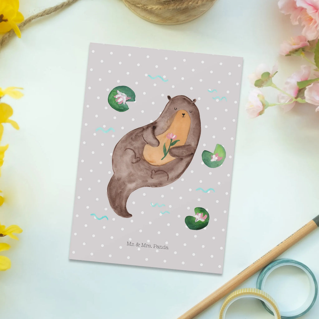 Postkarte Otter Seerose Postkarte, Karte, Geschenkkarte, Grußkarte, Einladung, Ansichtskarte, Geburtstagskarte, Einladungskarte, Dankeskarte, Ansichtskarten, Einladung Geburtstag, Einladungskarten Geburtstag, Otter, Fischotter, Seeotter, Otter Seeotter See Otter