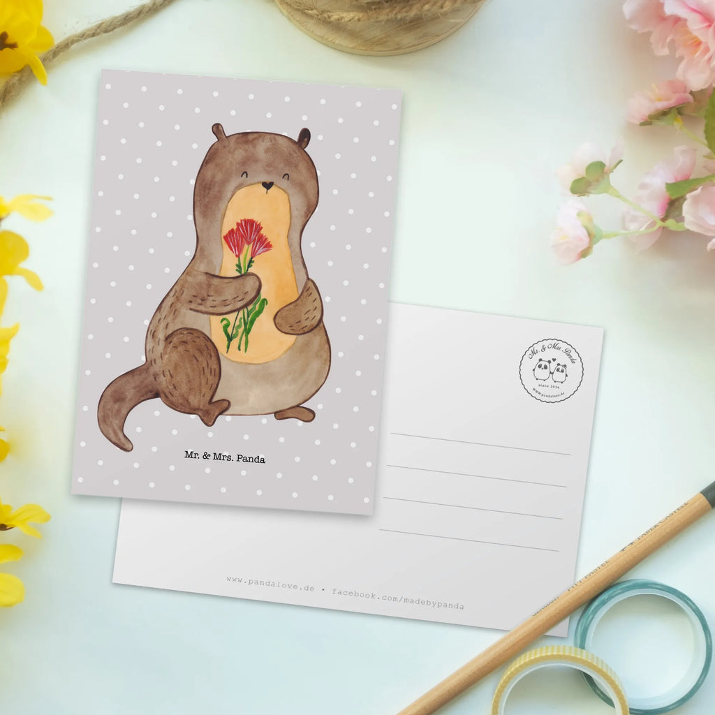 Postkarte Otter Blumenstrauß Postkarte, Karte, Geschenkkarte, Grußkarte, Einladung, Ansichtskarte, Geburtstagskarte, Einladungskarte, Dankeskarte, Ansichtskarten, Einladung Geburtstag, Einladungskarten Geburtstag, Otter, Fischotter, Seeotter, Otter Seeotter See Otter