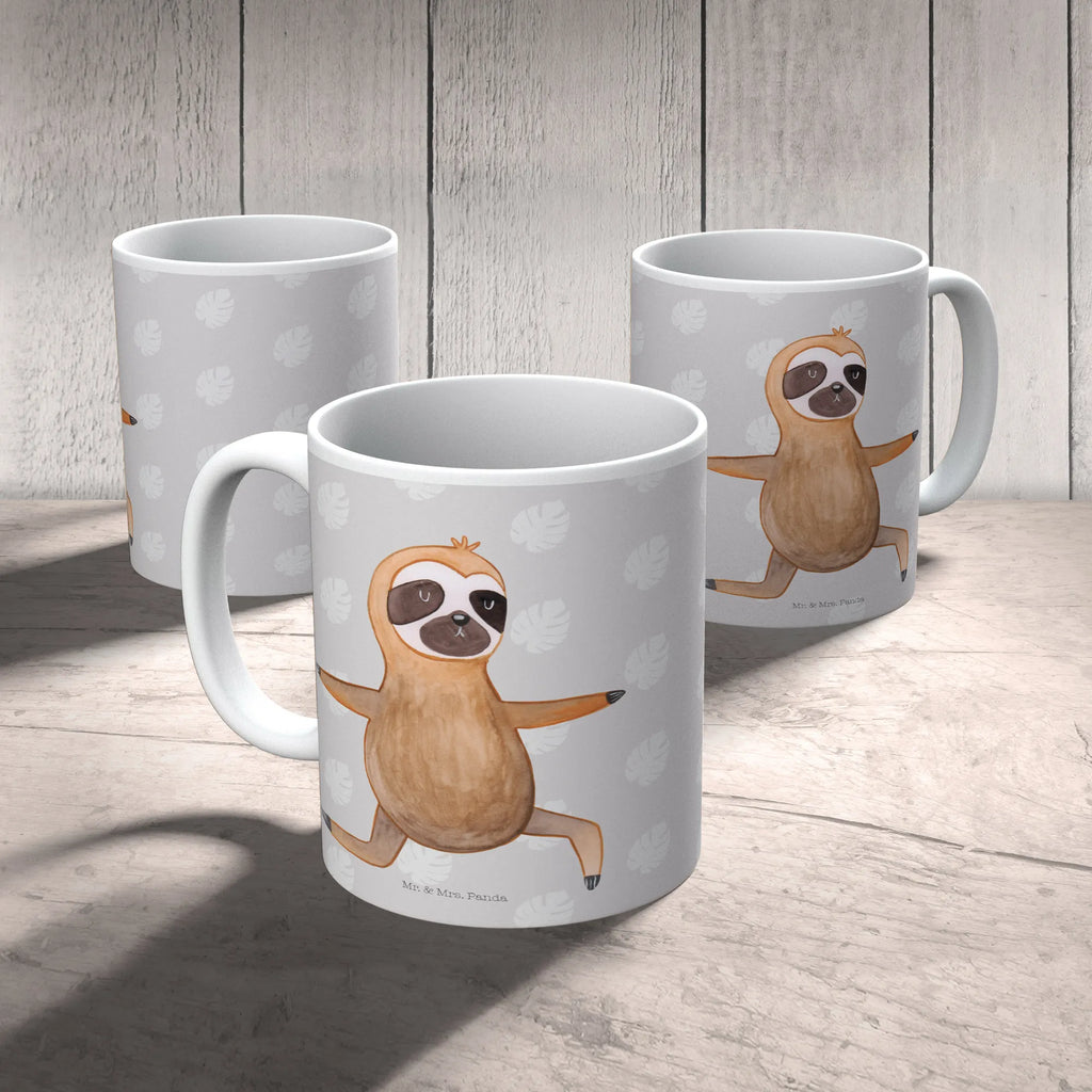 Tasse Faultier Yoga Tasse, Kaffeetasse, Teetasse, Becher, Kaffeebecher, Teebecher, Keramiktasse, Porzellantasse, Büro Tasse, Geschenk Tasse, Tasse Sprüche, Tasse Motive, Kaffeetassen, Tasse bedrucken, Designer Tasse, Cappuccino Tassen, Schöne Teetassen, Faultier, Faultier Geschenk, Faultier Deko, Faultiere, faul, Lieblingstier, Yoga, Namaste, Krieger, Yogaübungen, Meditation, Atmung, Gelassenheit, Entspannung