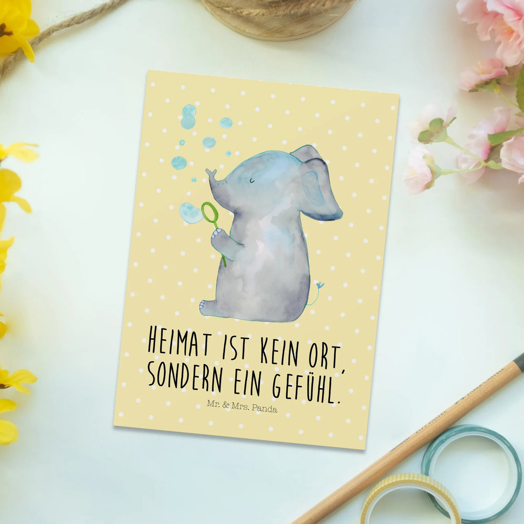 Postkarte Elefant Seifenblasen Postkarte, Karte, Geschenkkarte, Grußkarte, Einladung, Ansichtskarte, Geburtstagskarte, Einladungskarte, Dankeskarte, Ansichtskarten, Einladung Geburtstag, Einladungskarten Geburtstag, Tiermotive, Gute Laune, lustige Sprüche, Tiere, Elefant, Elefanten, Dickhäuter, Rüsseltier, Seifenblasen, Liebe, Heimat, Gefühl. Daheim, Liebesbeweis, Liebesspruch