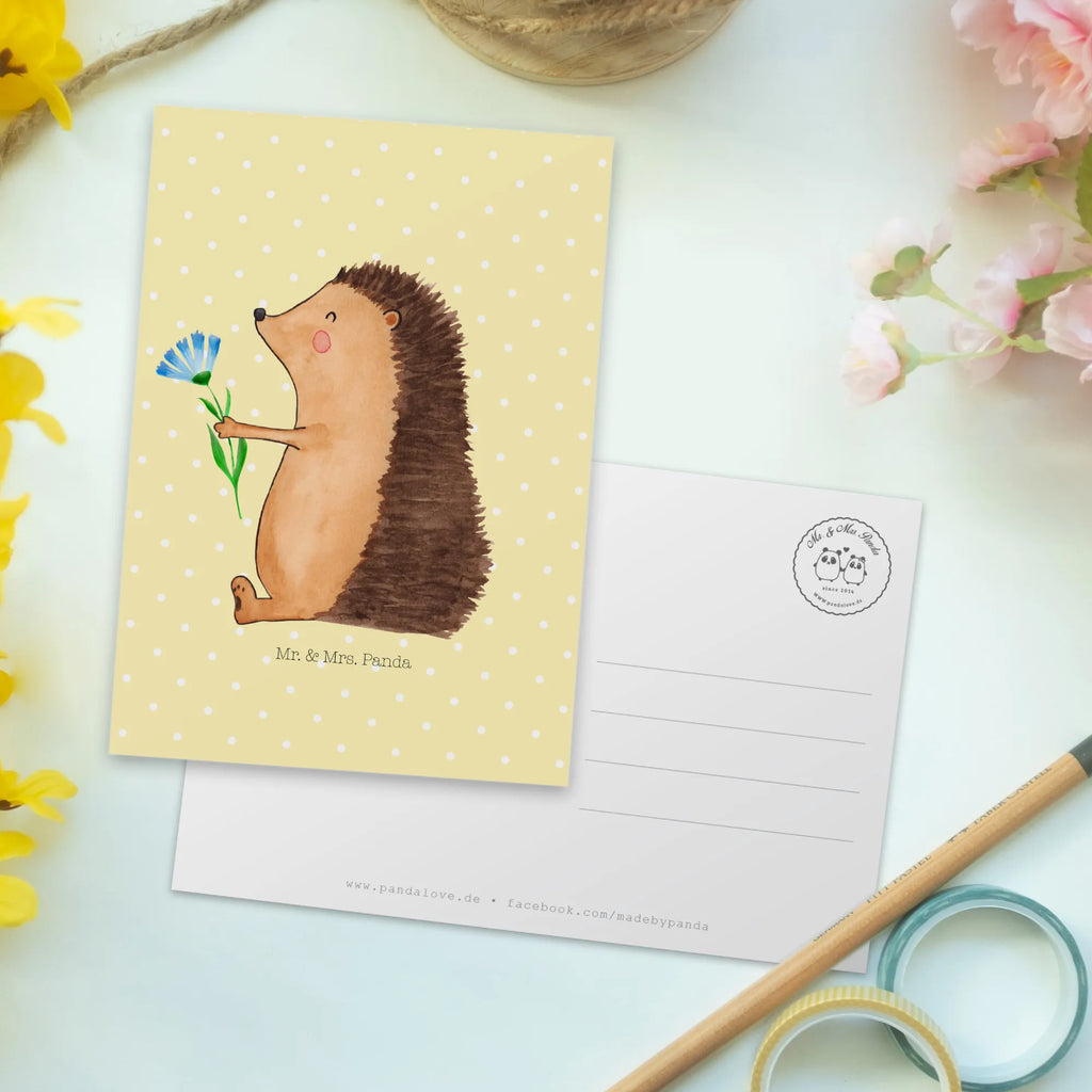 Postkarte Igel Blumen Postkarte, Karte, Geschenkkarte, Grußkarte, Einladung, Ansichtskarte, Geburtstagskarte, Einladungskarte, Dankeskarte, Ansichtskarten, Einladung Geburtstag, Einladungskarten Geburtstag, Tiermotive, Gute Laune, lustige Sprüche, Tiere, Igel, Gute Besserung, Genesungswünsche, Krankheit, Krankenhaus, krank, Besuch